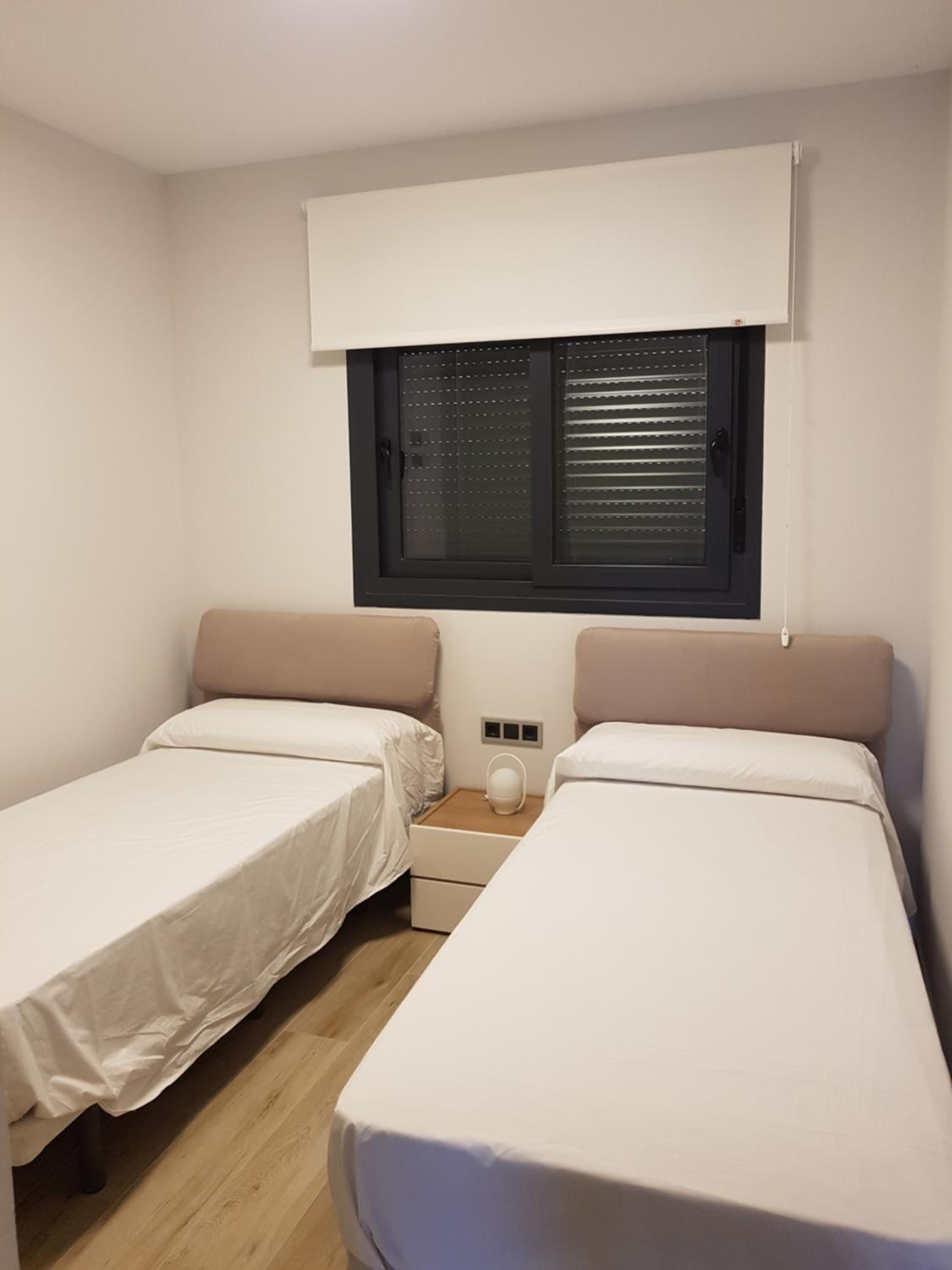 ROMERO APARTMENTS-SUNSET WAVES-BENIDORM