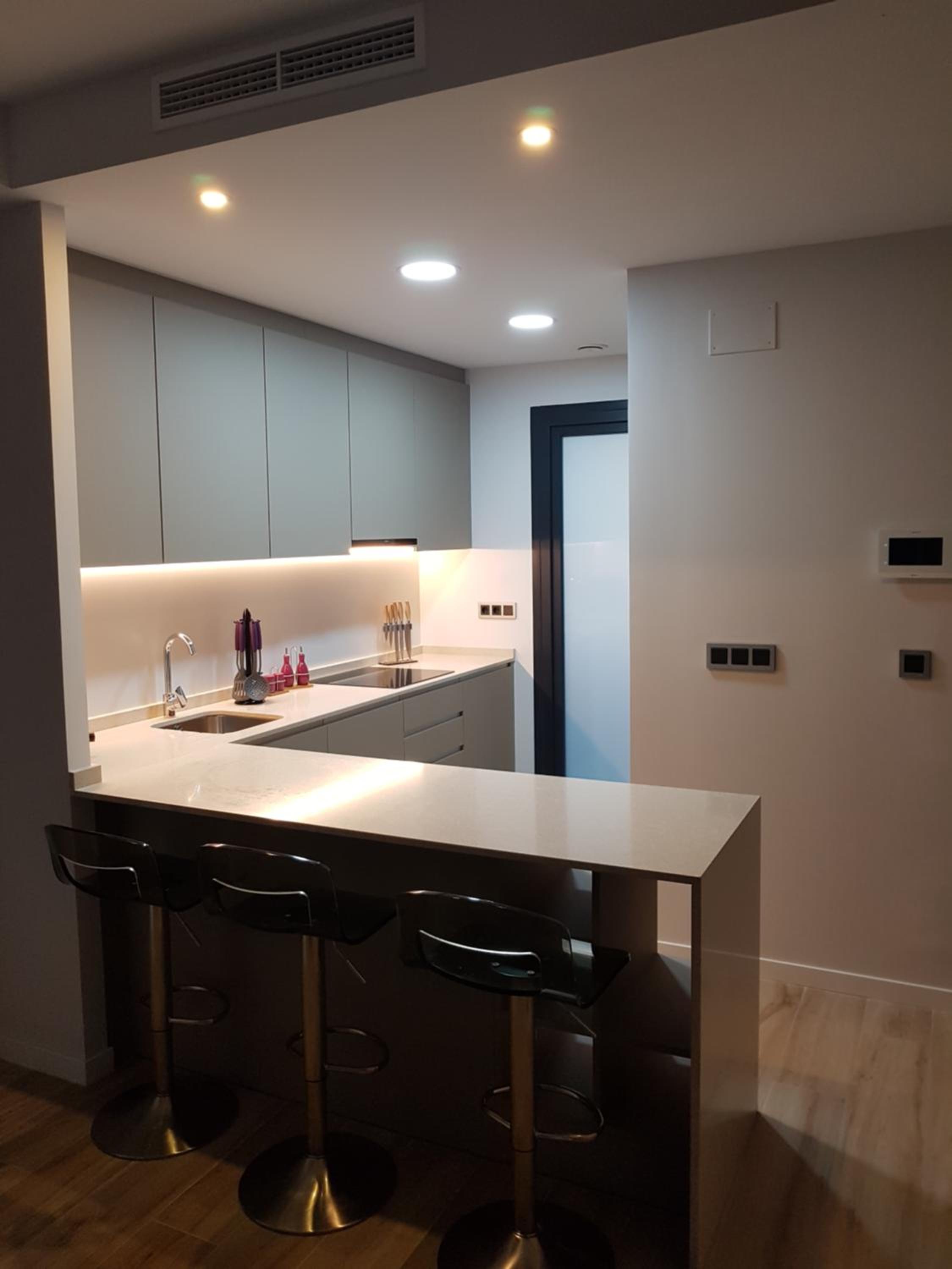 ROMERO APARTMENTS-SUNSET WAVES-BENIDORM