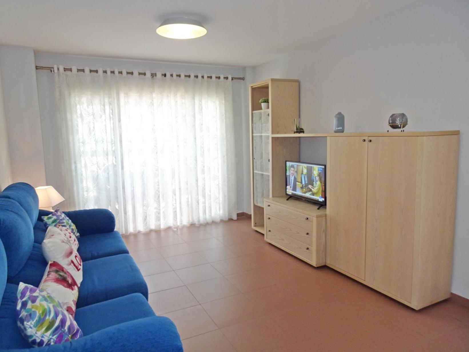 CAPRI GANDIA PRIMERA LÍNEA - Alquiler solo familias