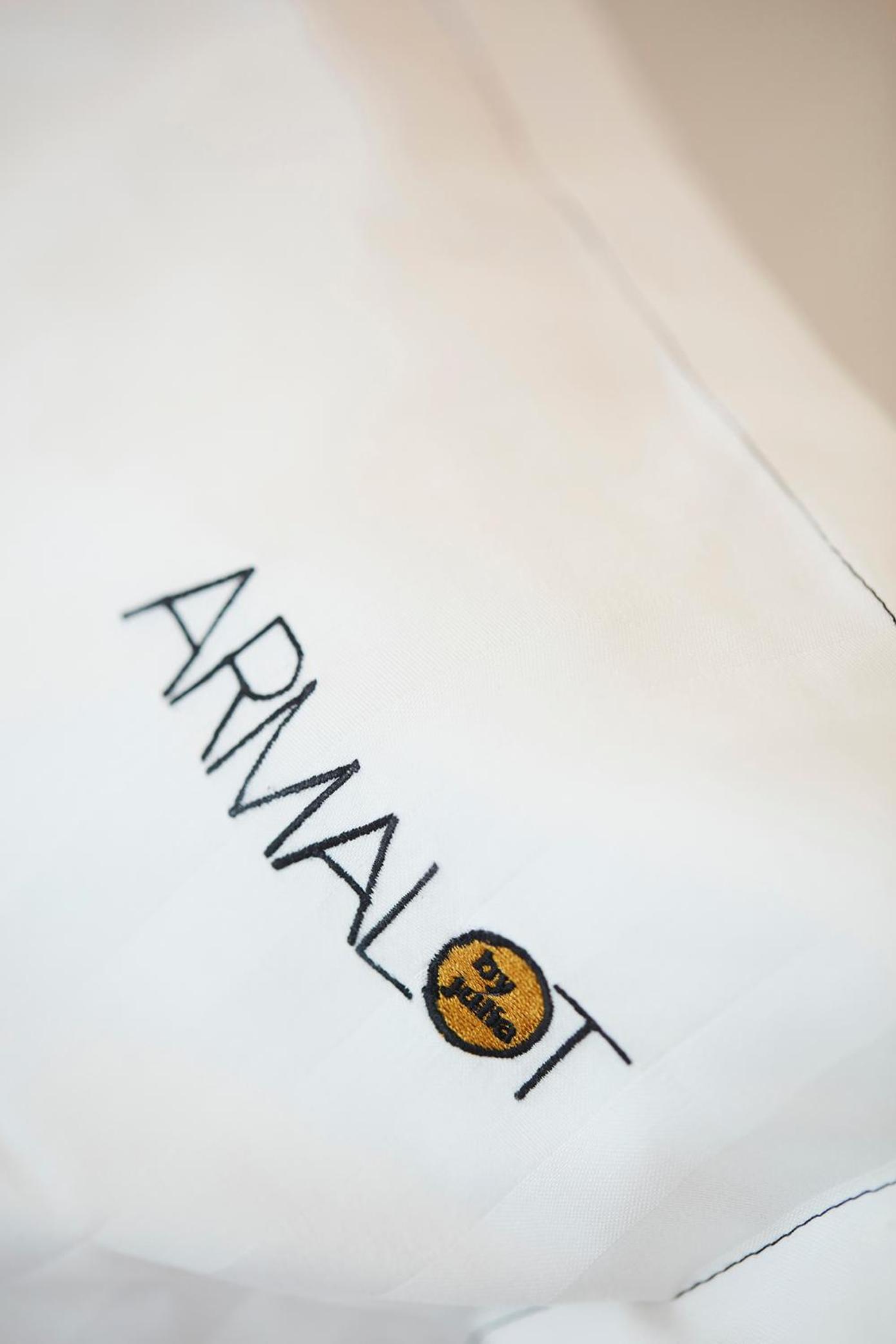 B&B Armalot by Julia