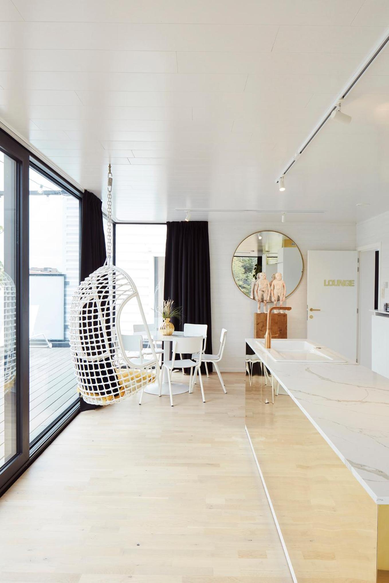 B&B Armalot by Julia