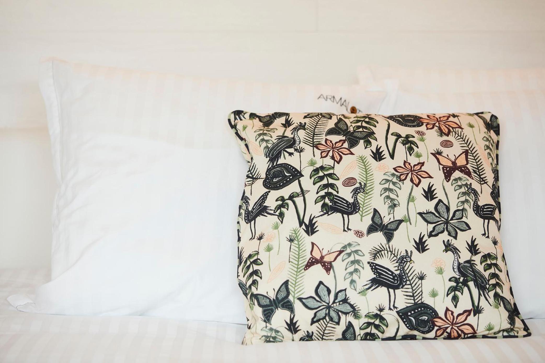 B&B Armalot by Julia