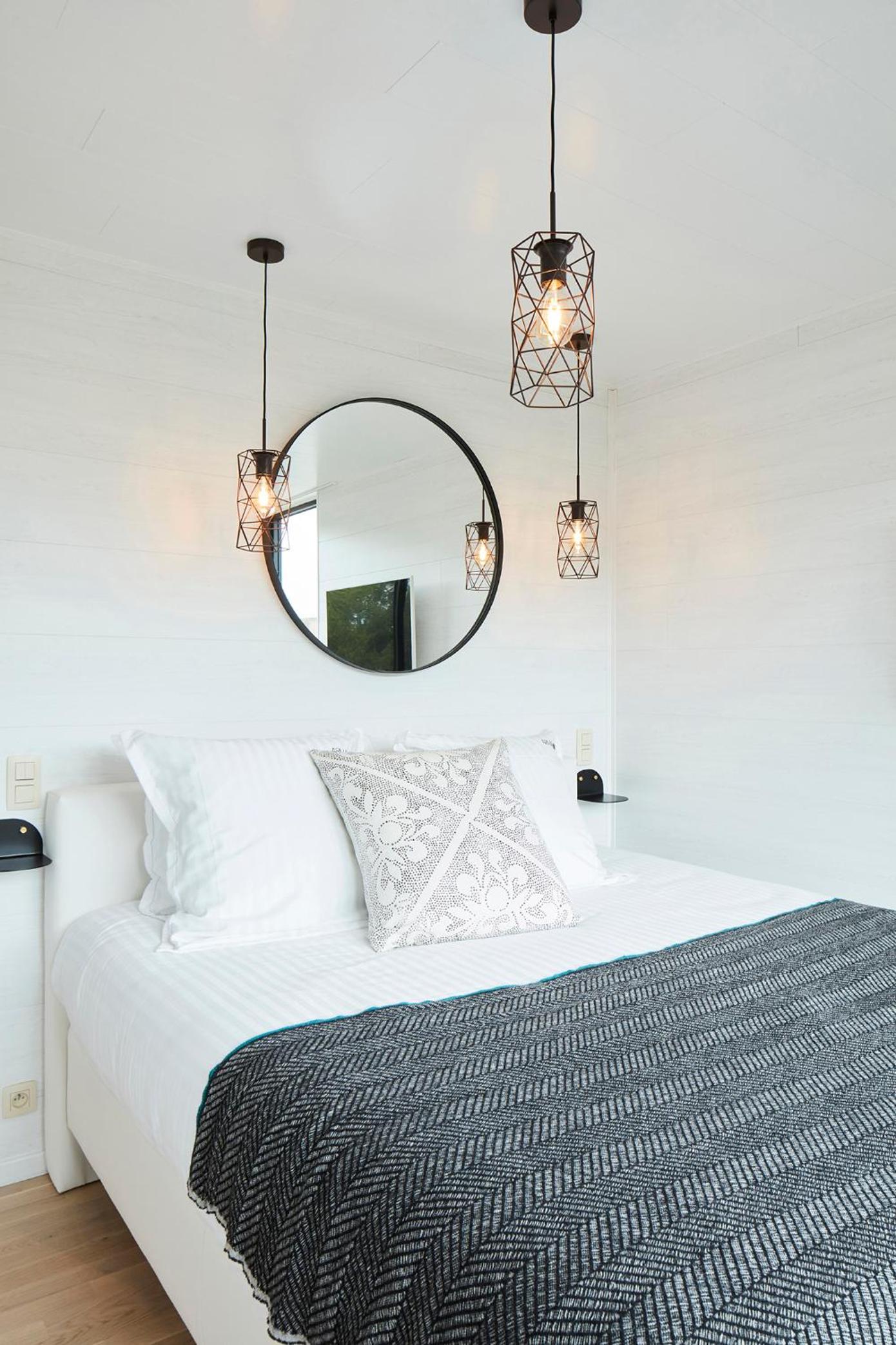 B&B Armalot by Julia