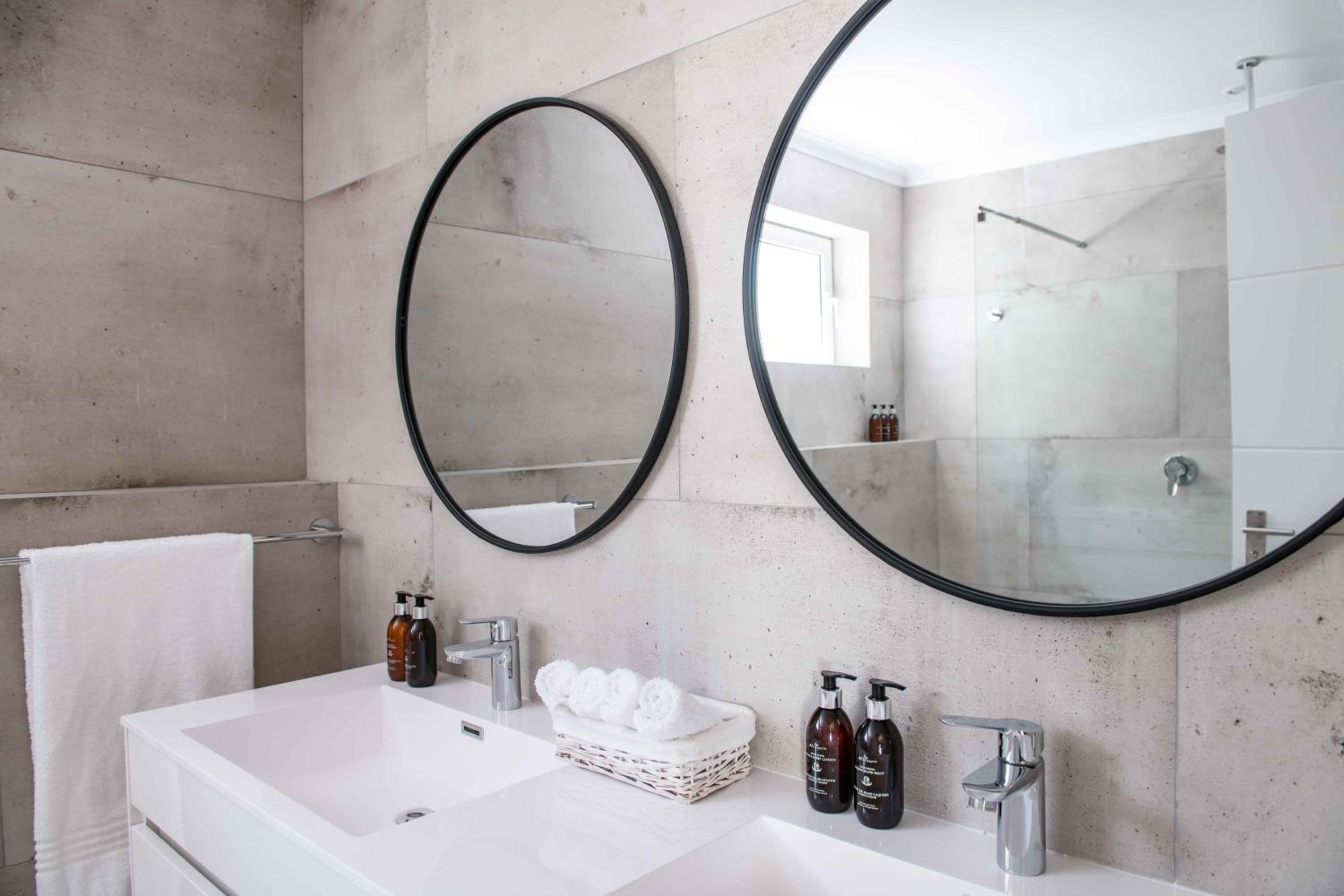 Bay Reflections Camps Bay Luxury Serviced Apartments
