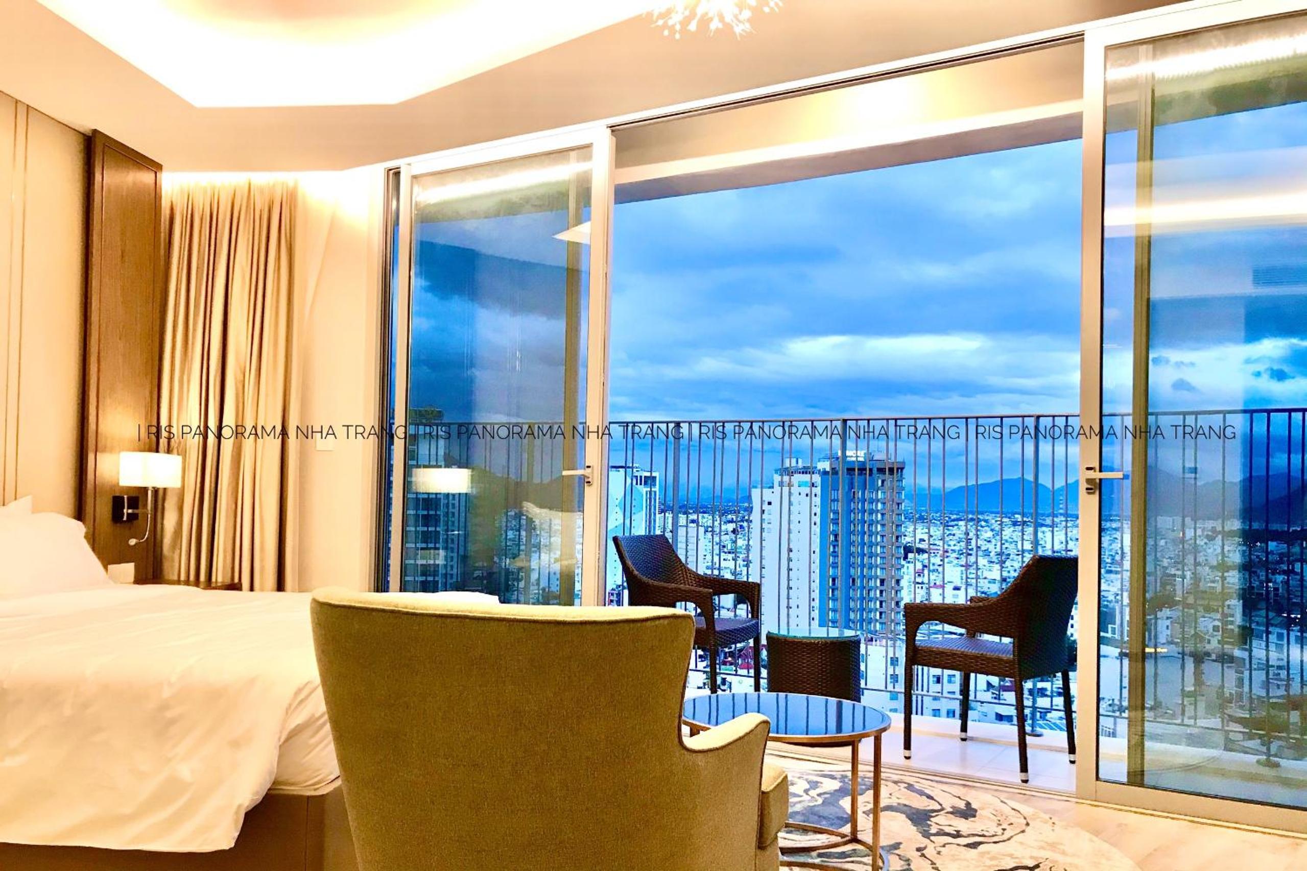 RIS Panorama Condotel