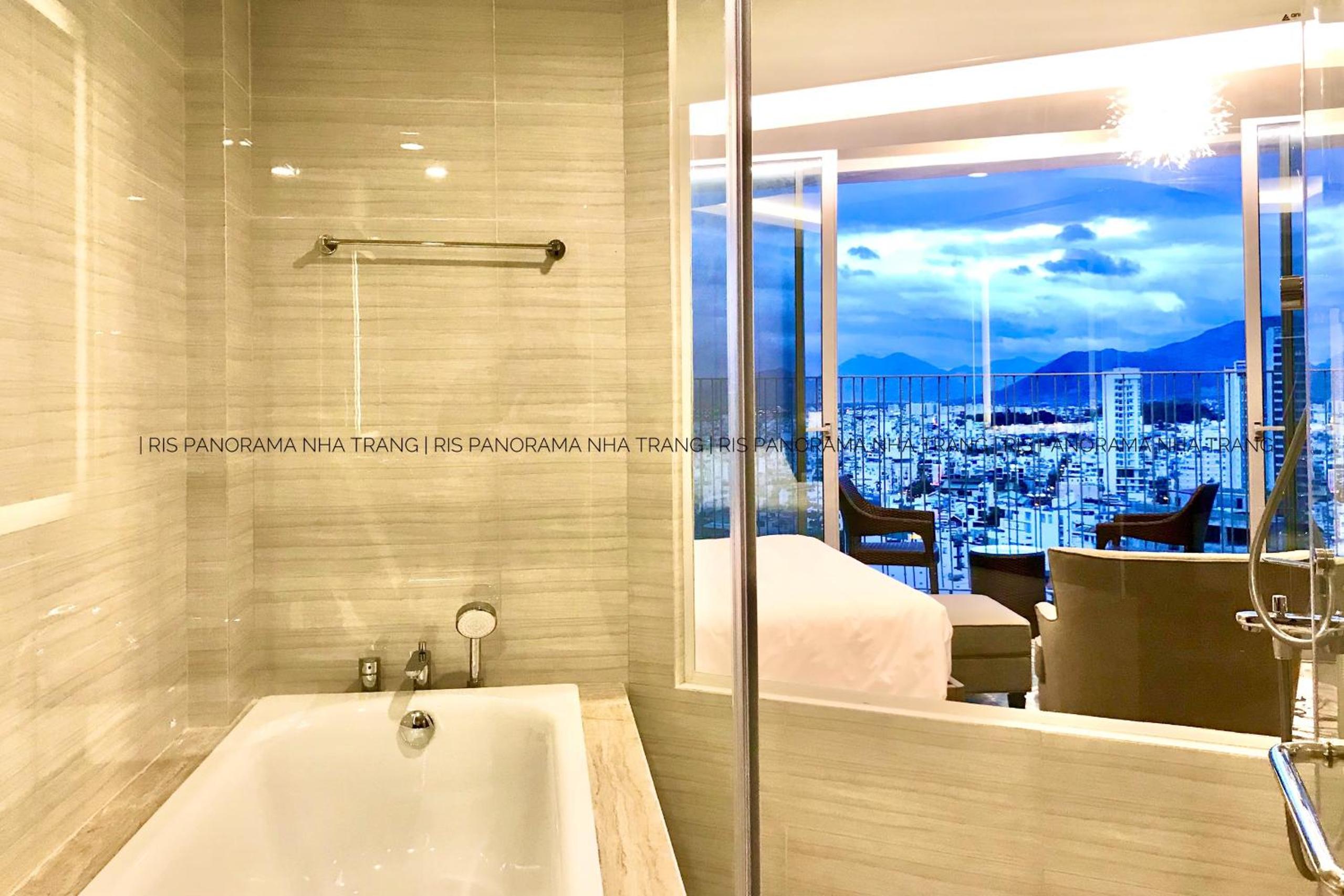 RIS Panorama Condotel