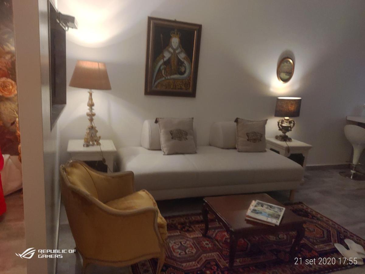 La Petit Maison du Bonheur photo 2