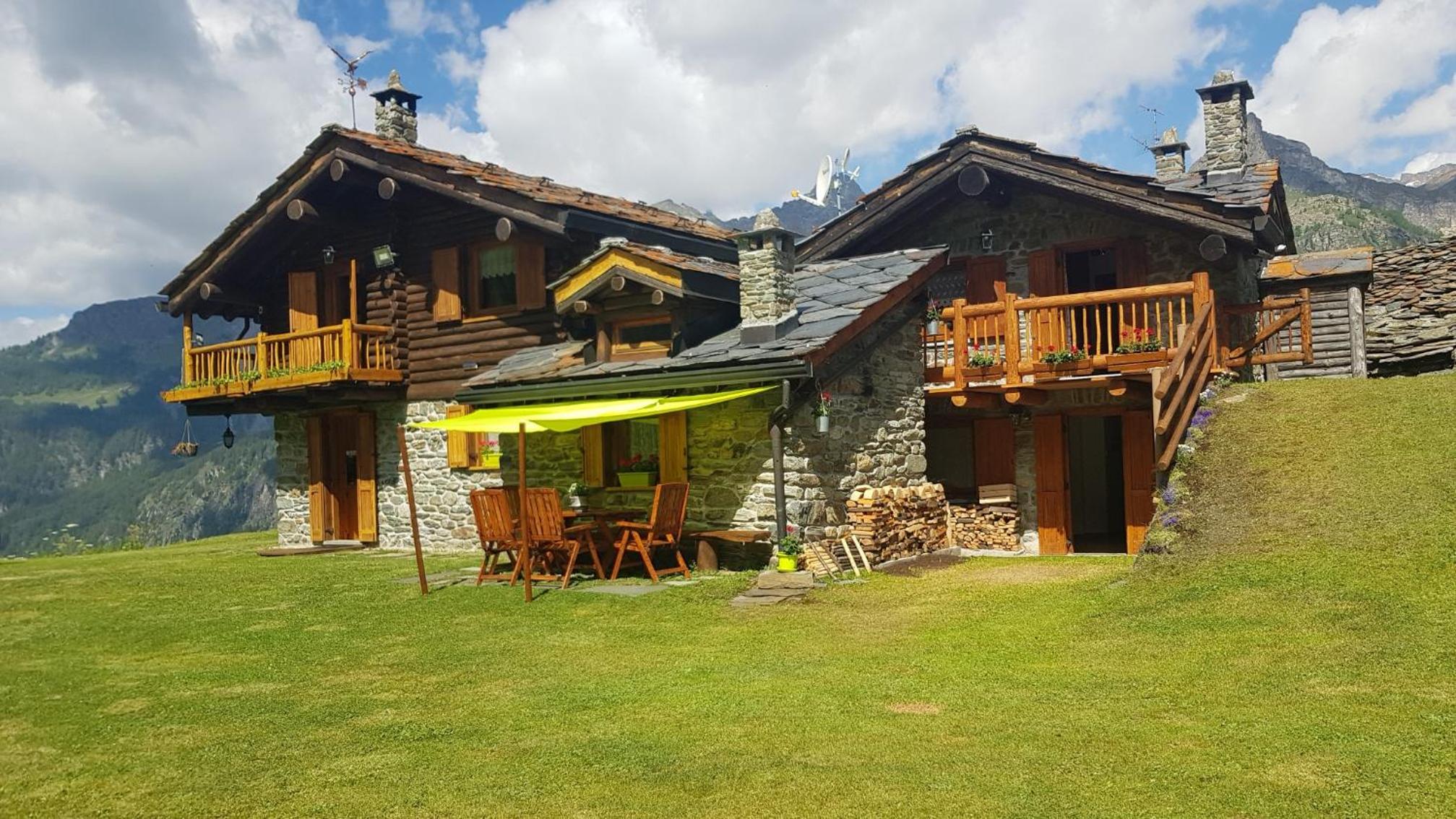 Le Rascard view 2