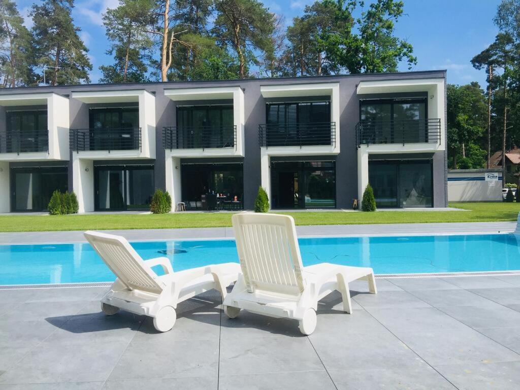 Aprum Apartments 10C view 2