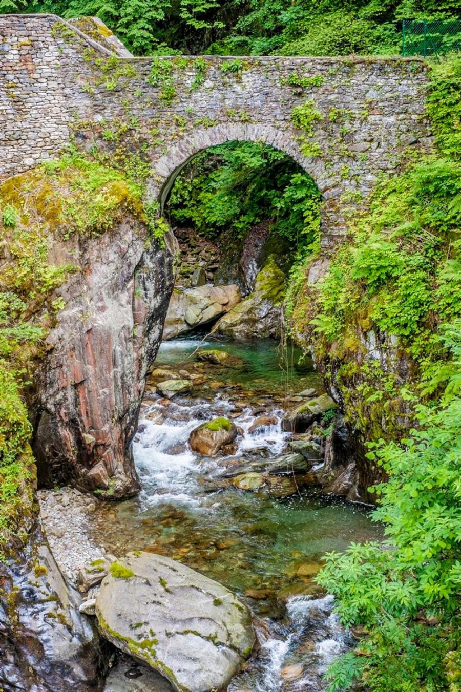Grotto Zendralli