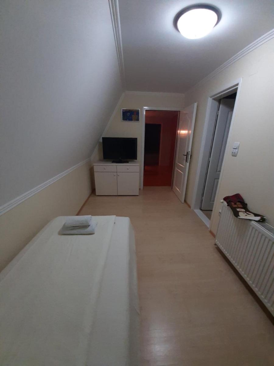 Photo 37