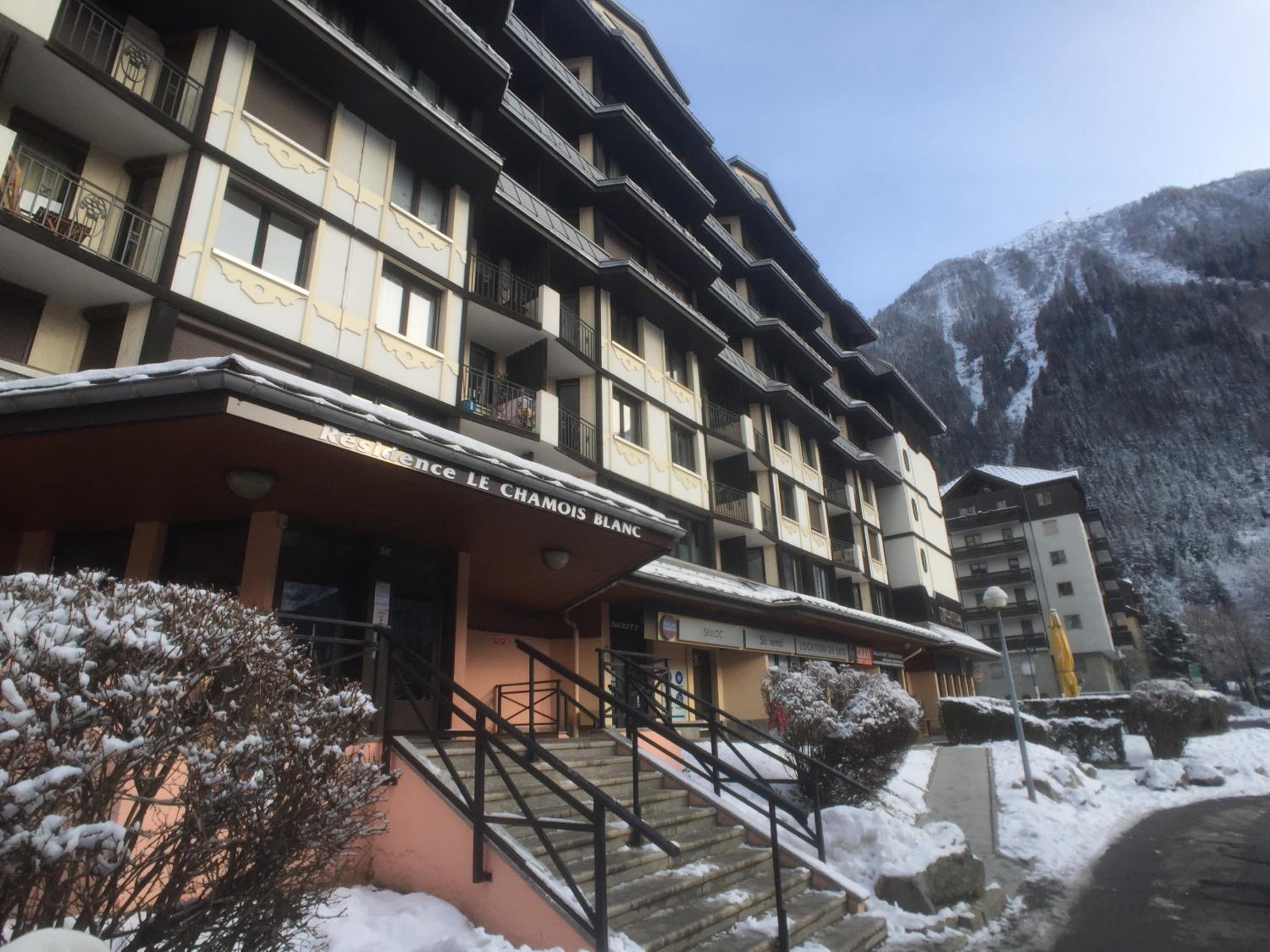Chamonix Holiday Cromotherapy Apartment 1