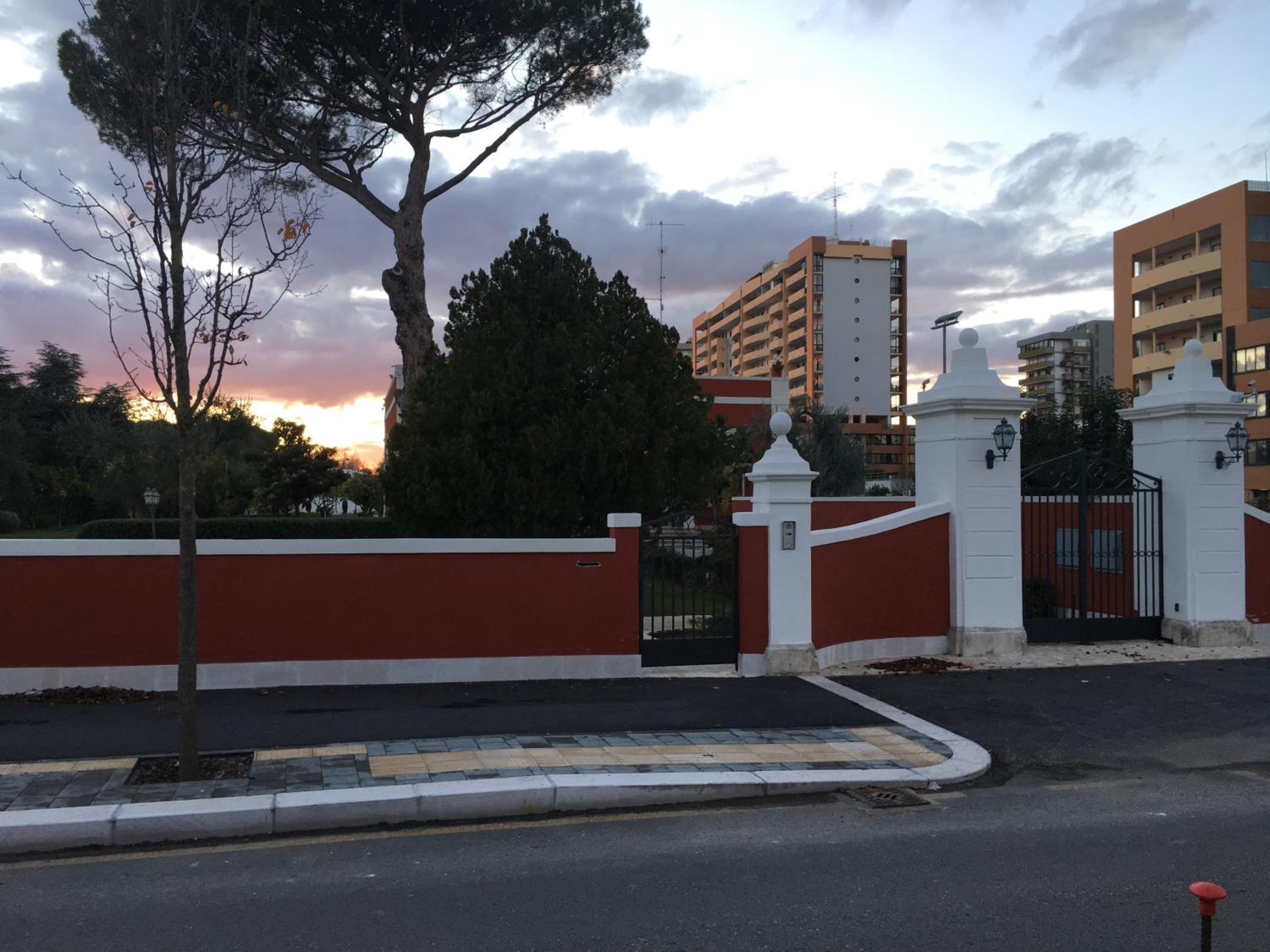 Executive L'Orangerie BB view 5