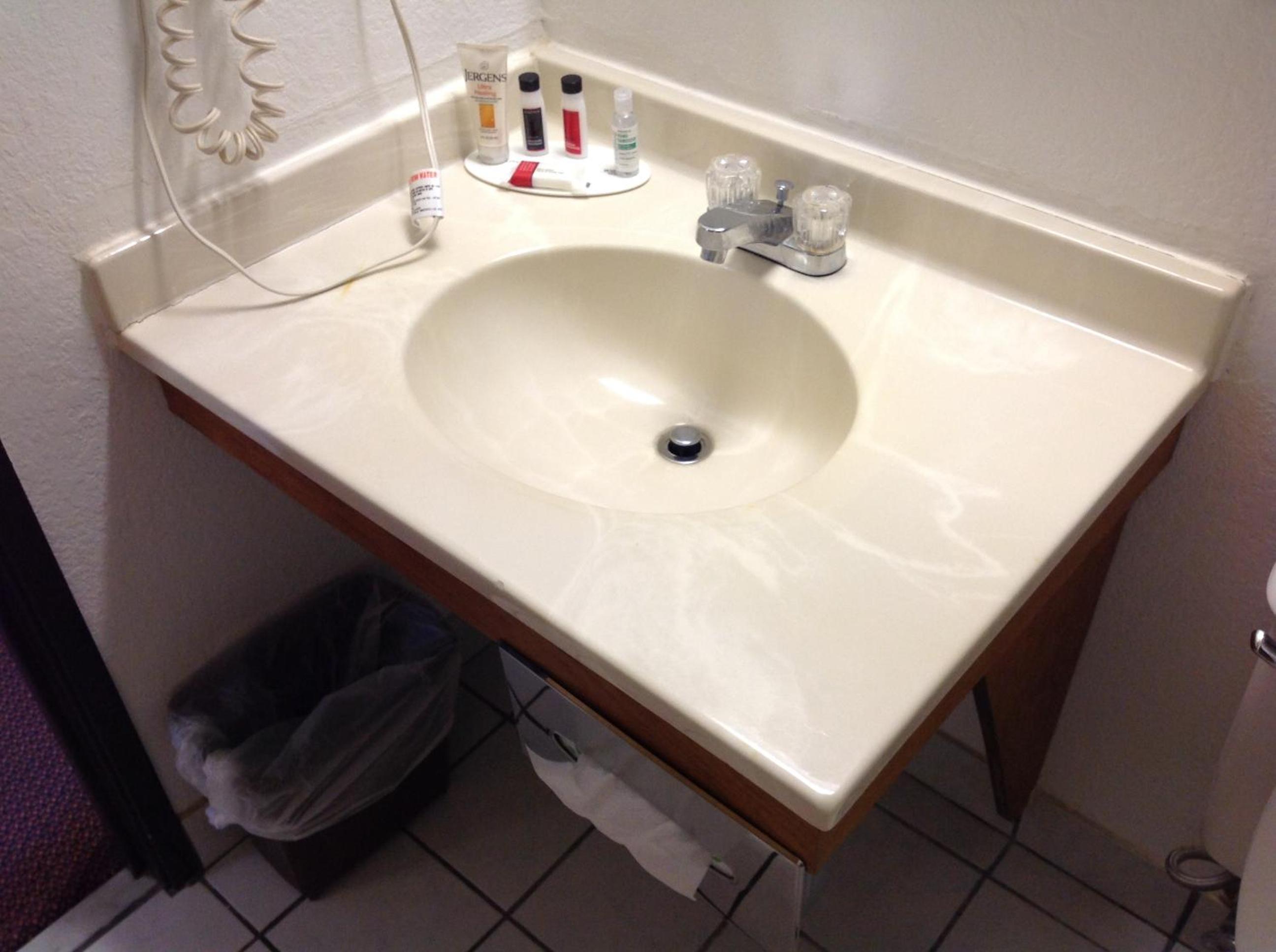 Winchester Vacations - Super 8 by Wyndham Winchester VA - Property Image 7