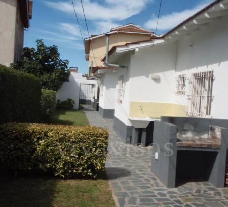 PH a 1 cuadra de la playa, 2 amb, patio y parrilla