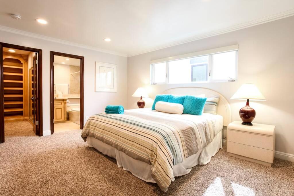 Beach Front Dream 2 Story Condo!