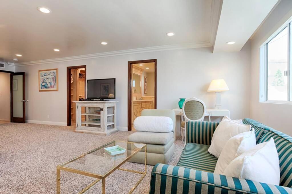 Beach Front Dream 2 Story Condo!