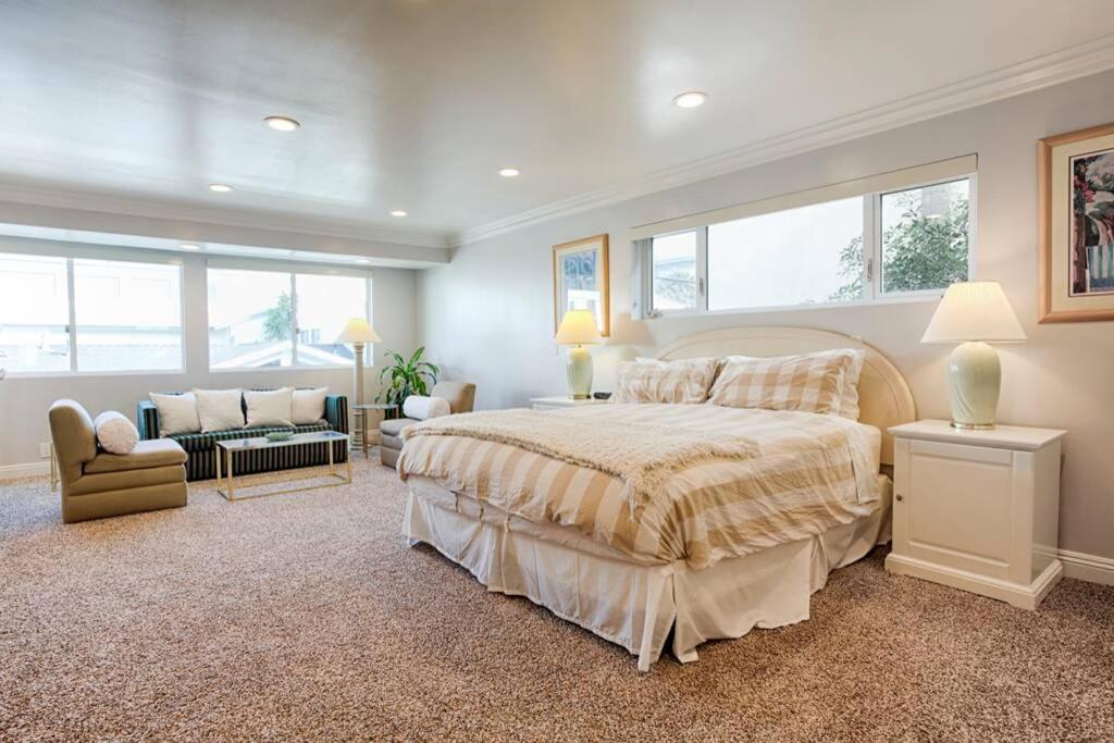 Beach Front Dream 2 Story Condo!