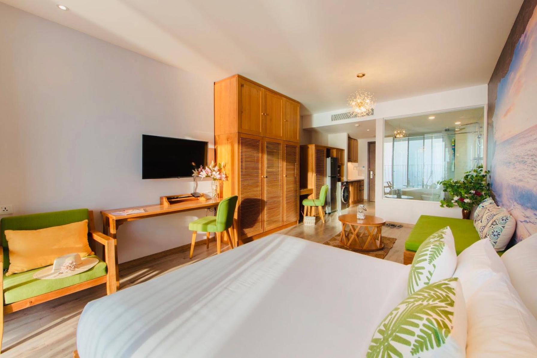 RIS Panorama Condotel