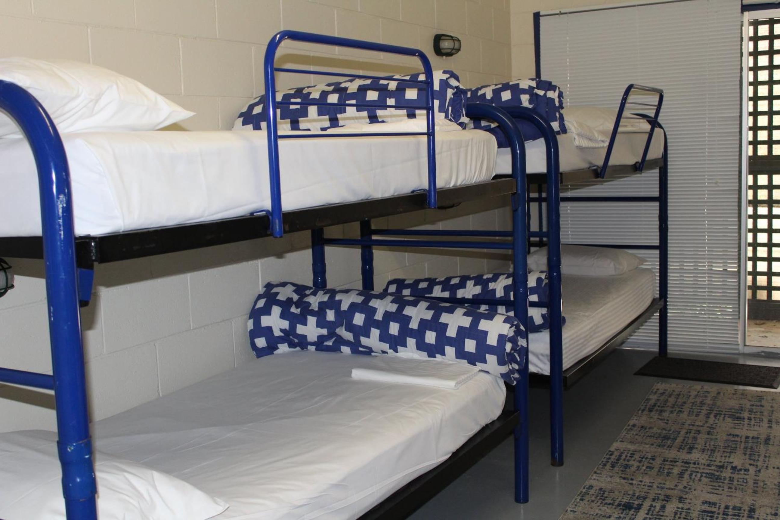 Batemans Bay Holiday Park & Hostel