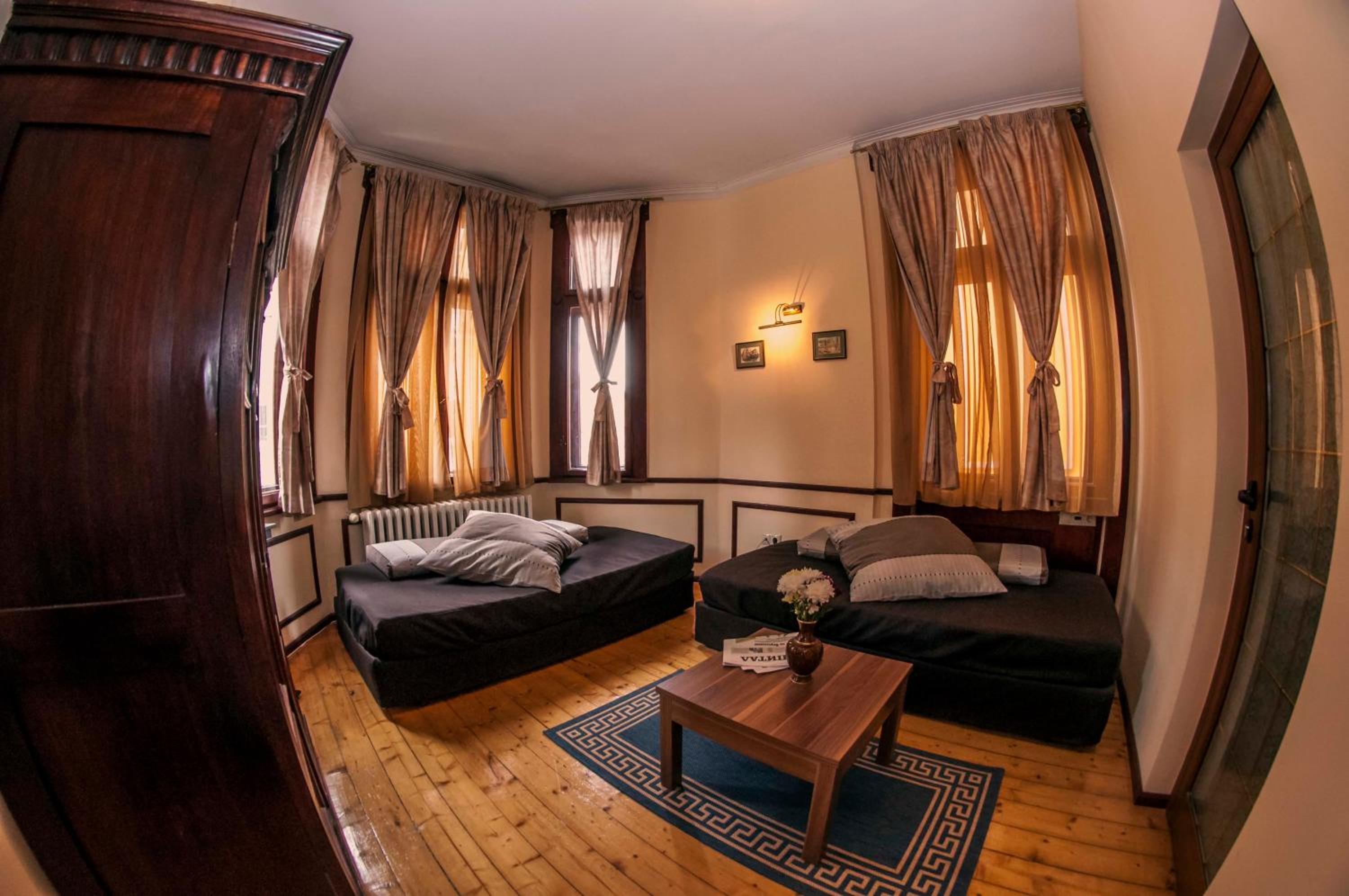 L'Opera Guest House