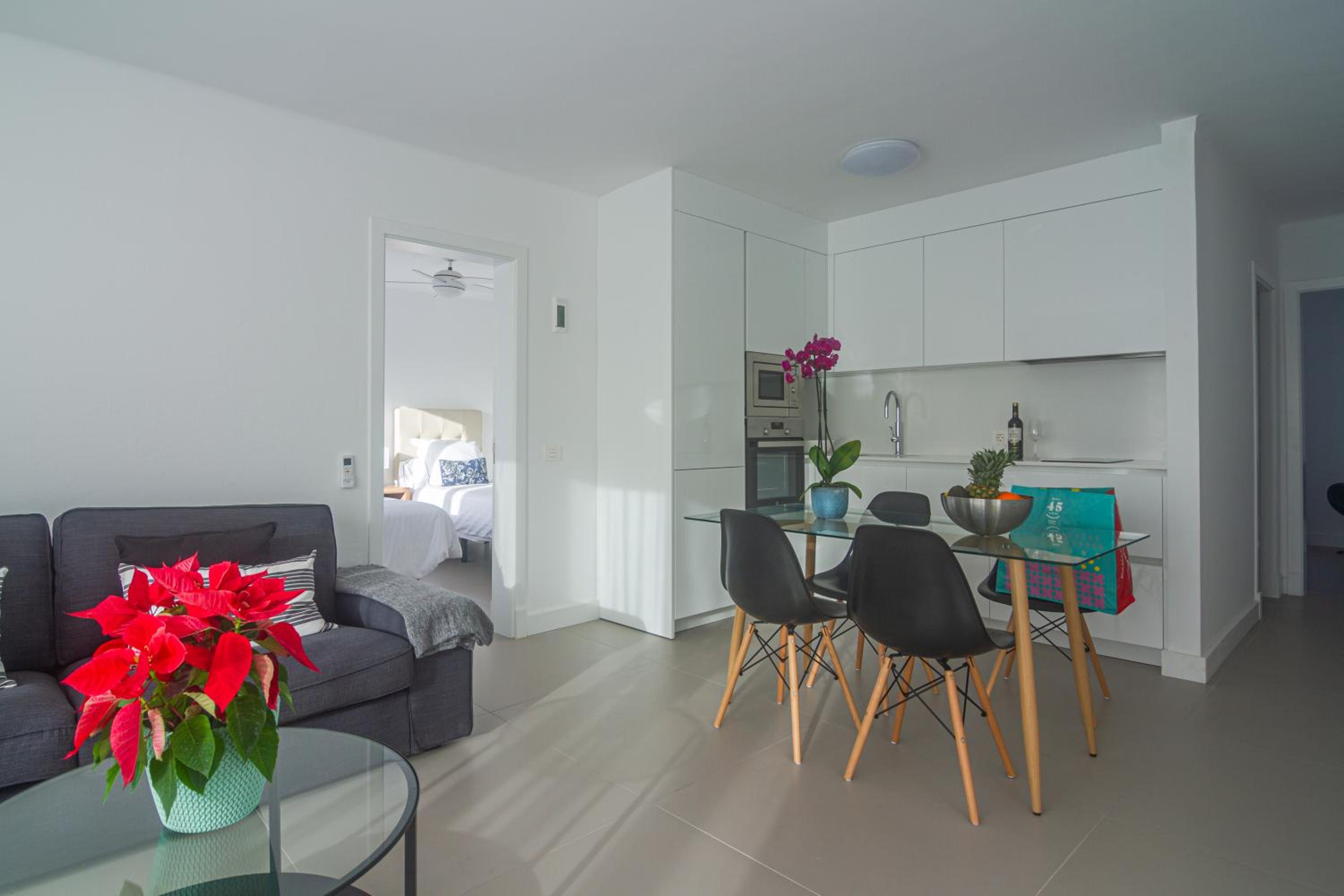 Rooms & Suites Princesa Mercedes - Puerto del Carmen, Lanzarote - Near the Beach view 5