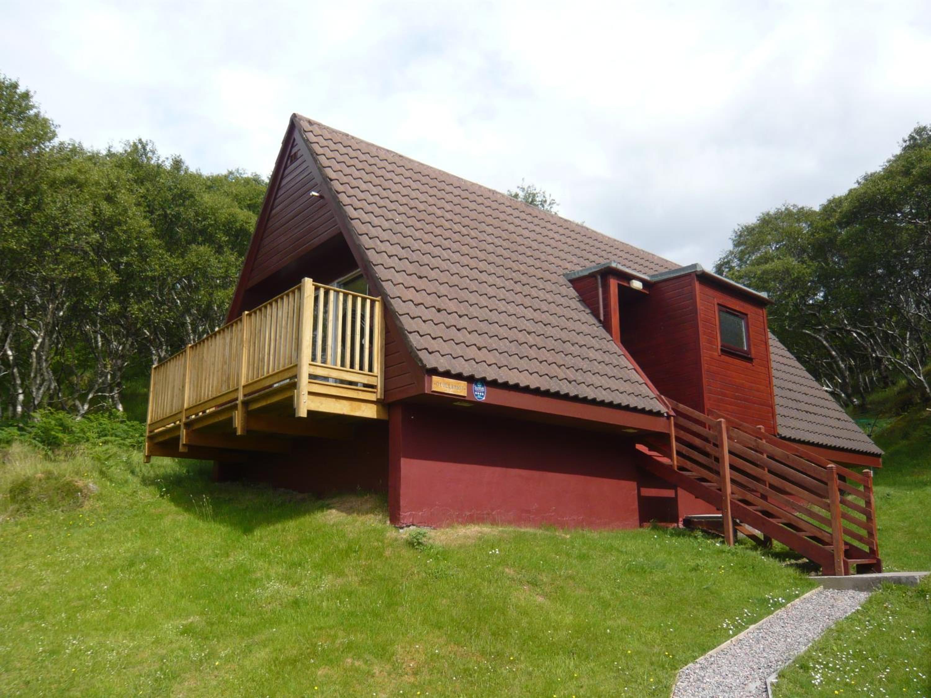 Hotel Lochinver Holiday Lodges & Cottages - Image 1