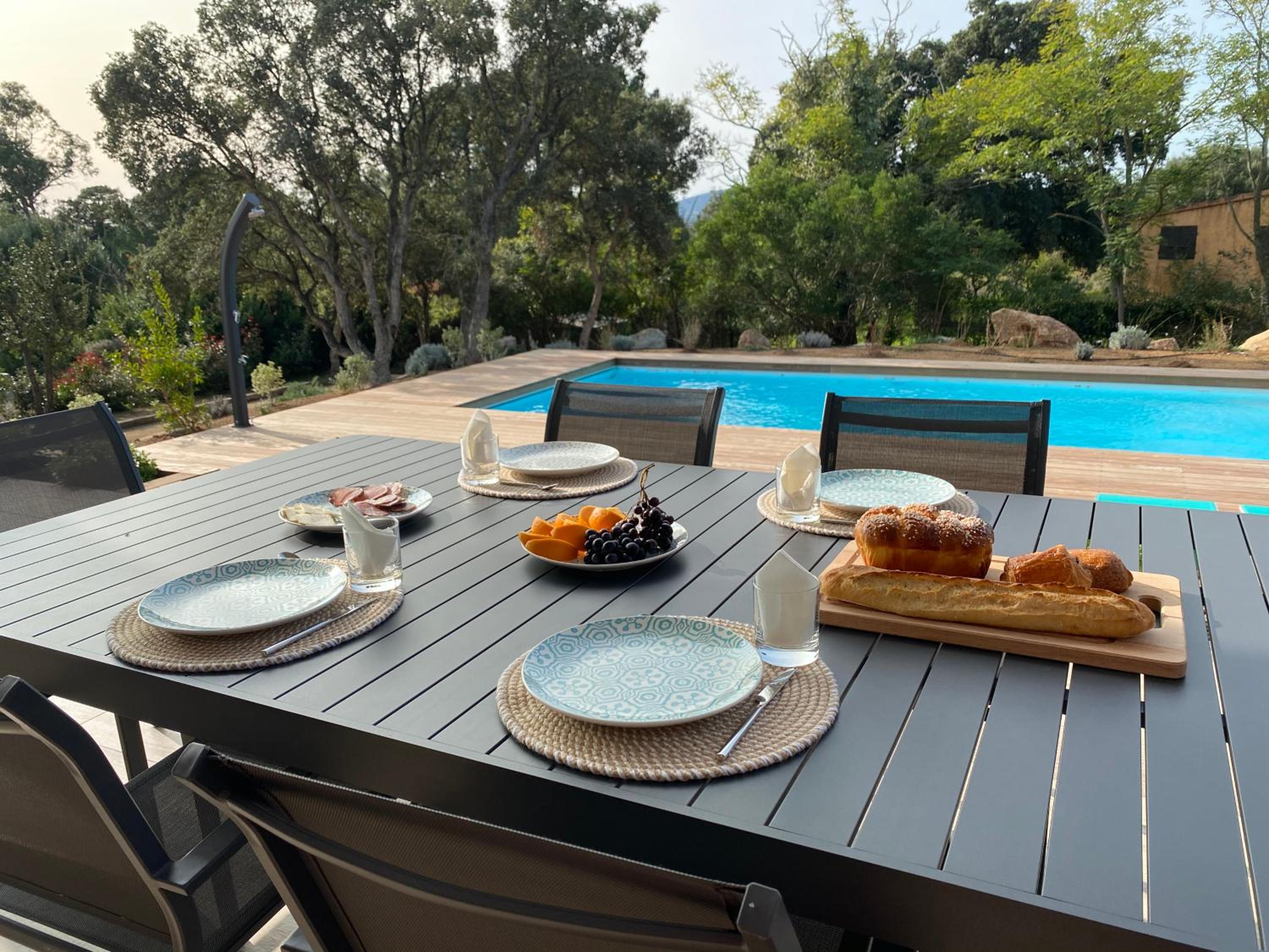 VILLA ISULA by Intendance Excellency view 4