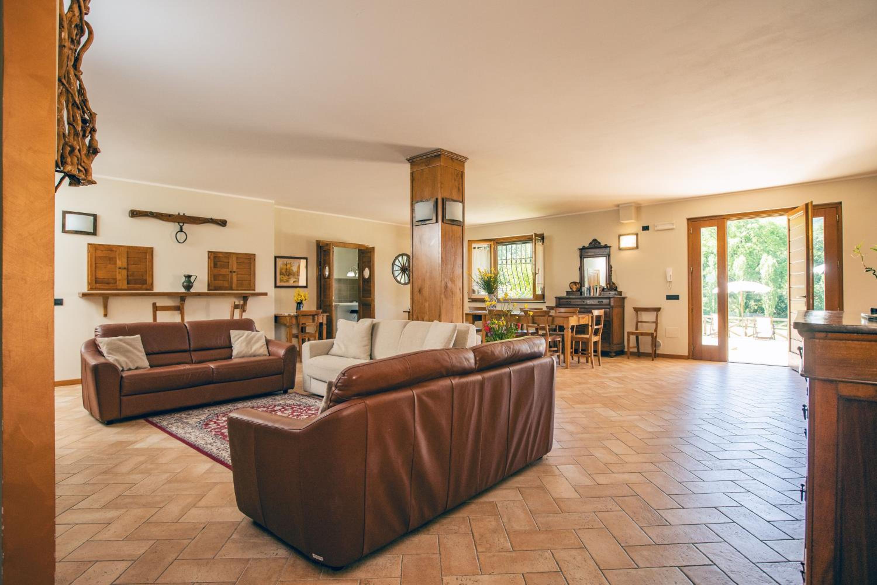 Cerqua Rosara Residence