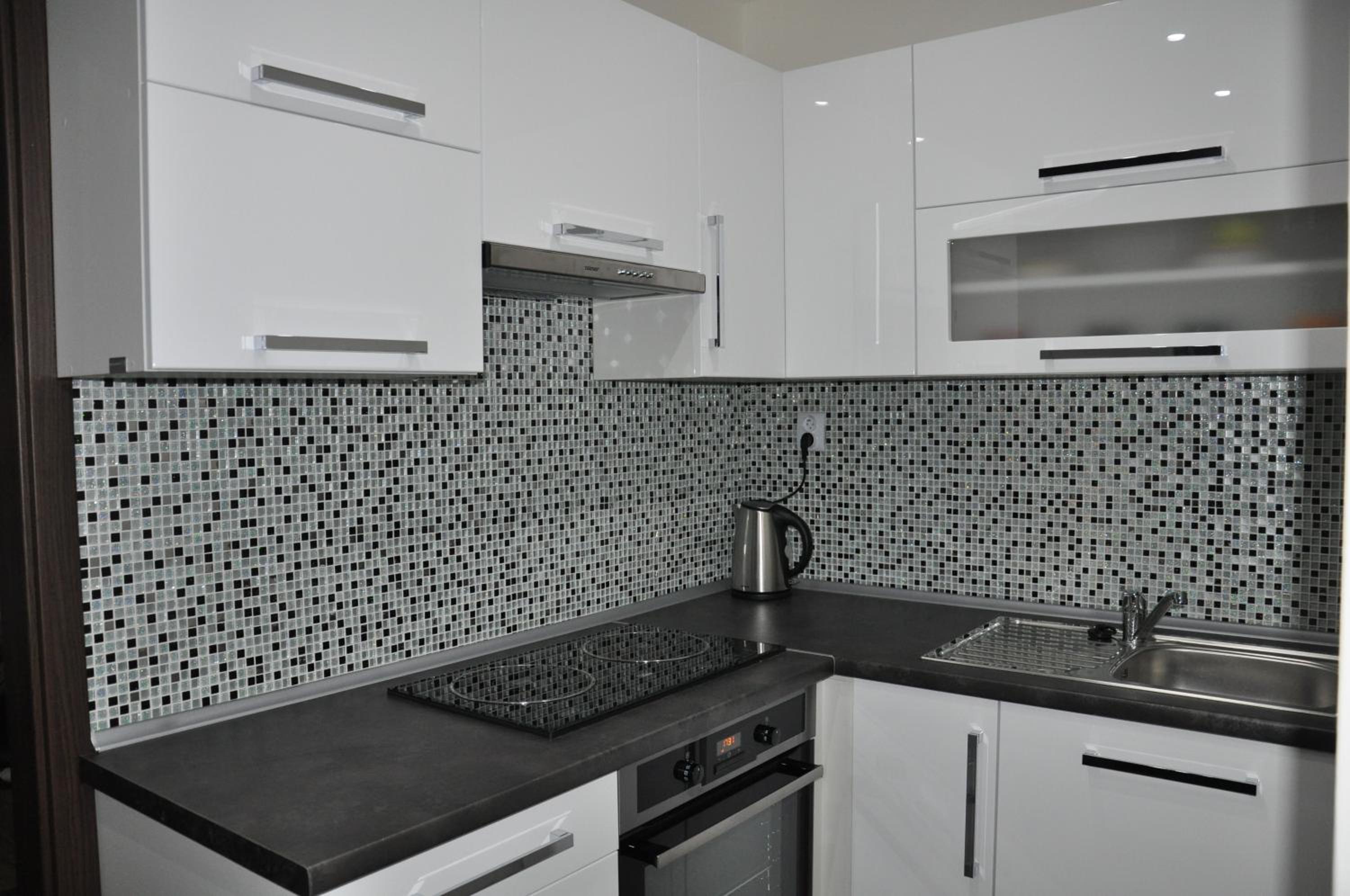 Apartman Saris