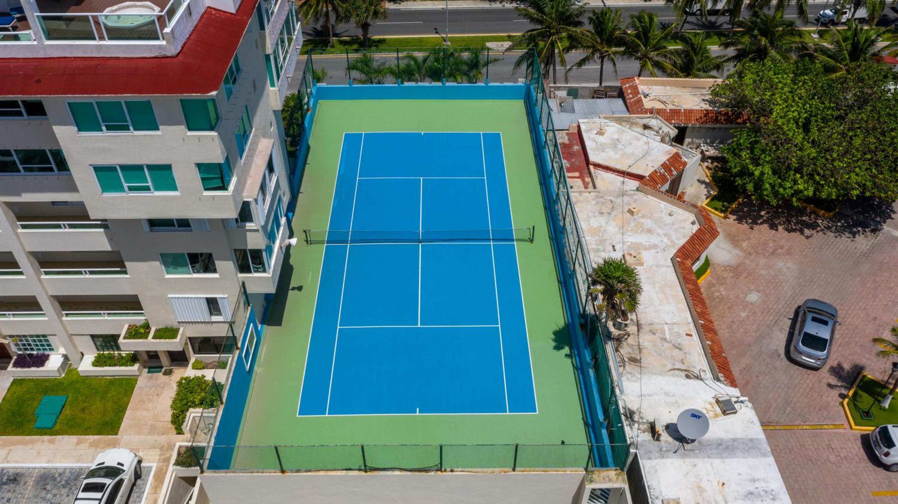 Brisas Shores Beach & OceanFront Apartments 1 or 2 bedrooms Cancun Hotel Zone