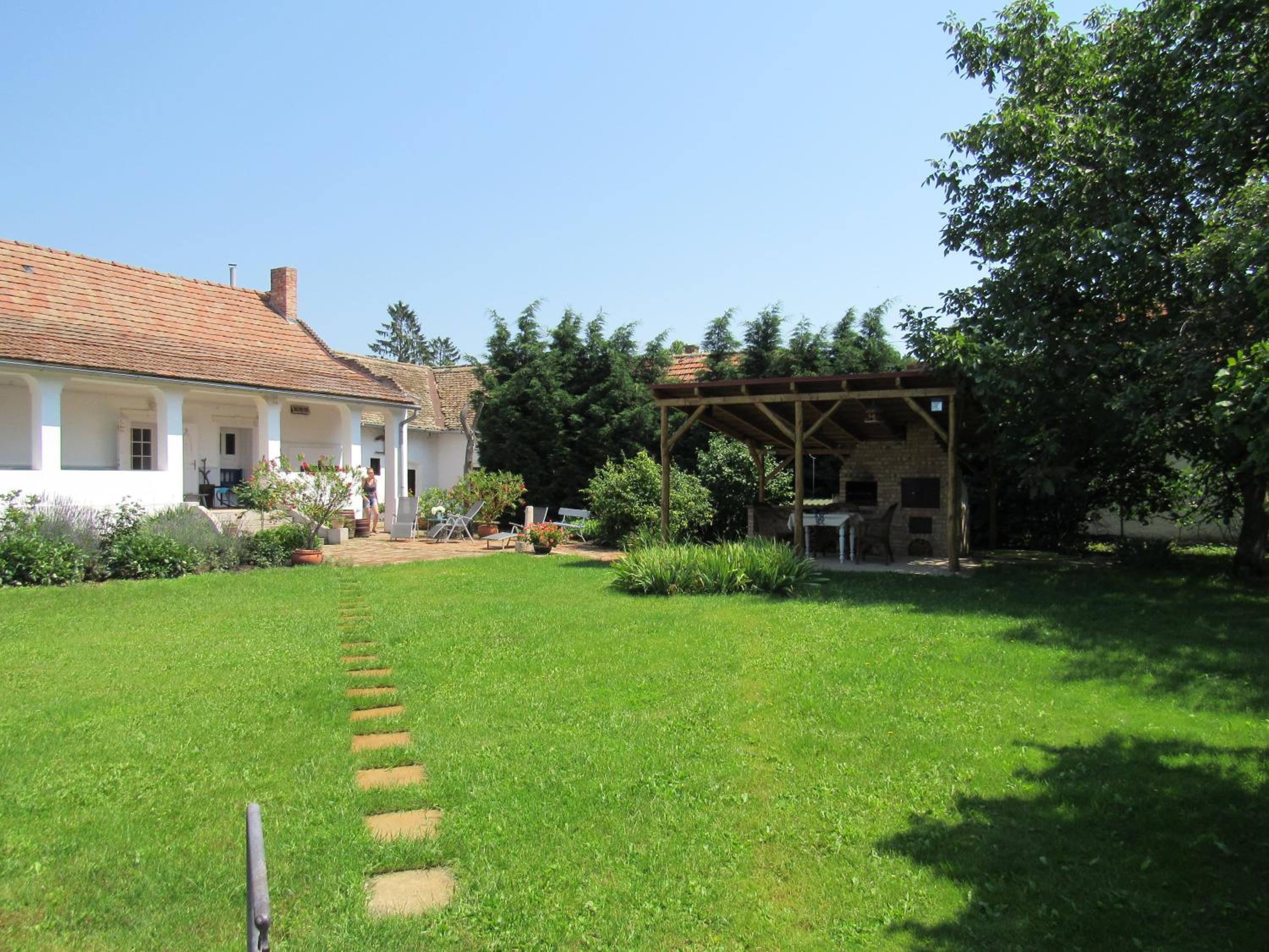 Photo 41