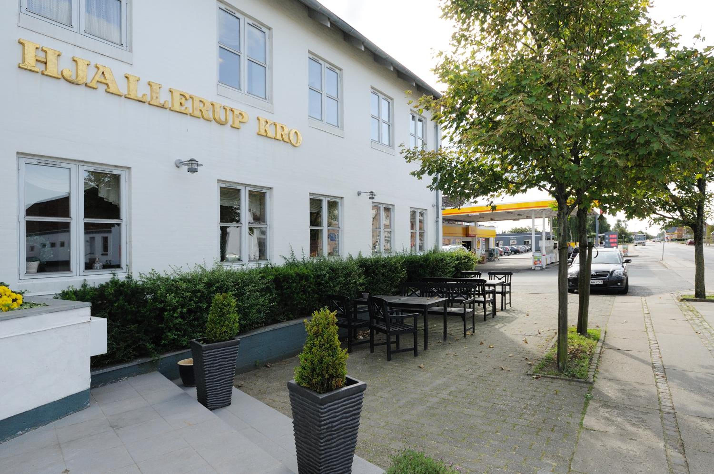 Hotel Hjallerup Kro view 3