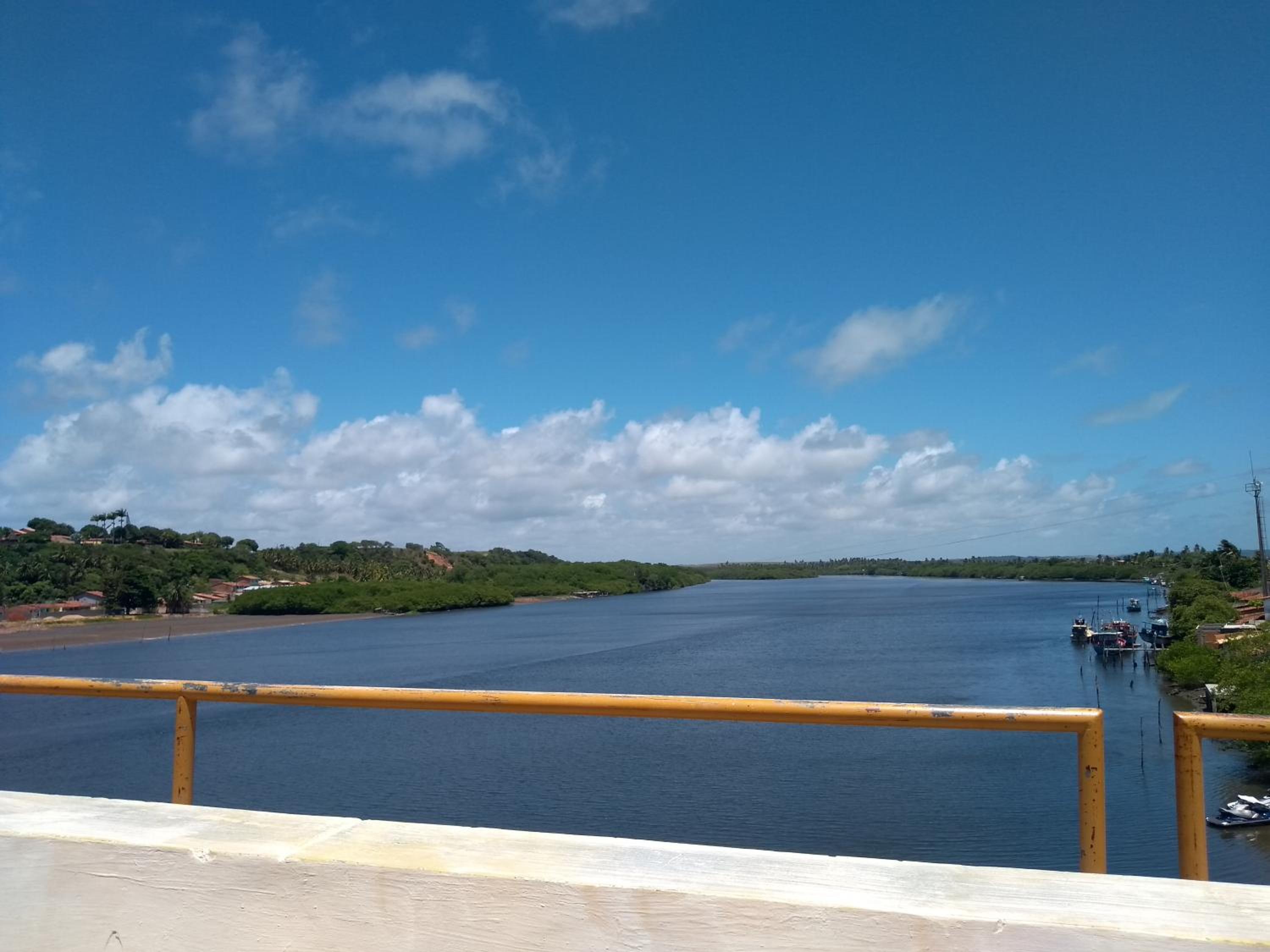 Excelente casa na ilha da Croa na Barra de Santo Antônio
