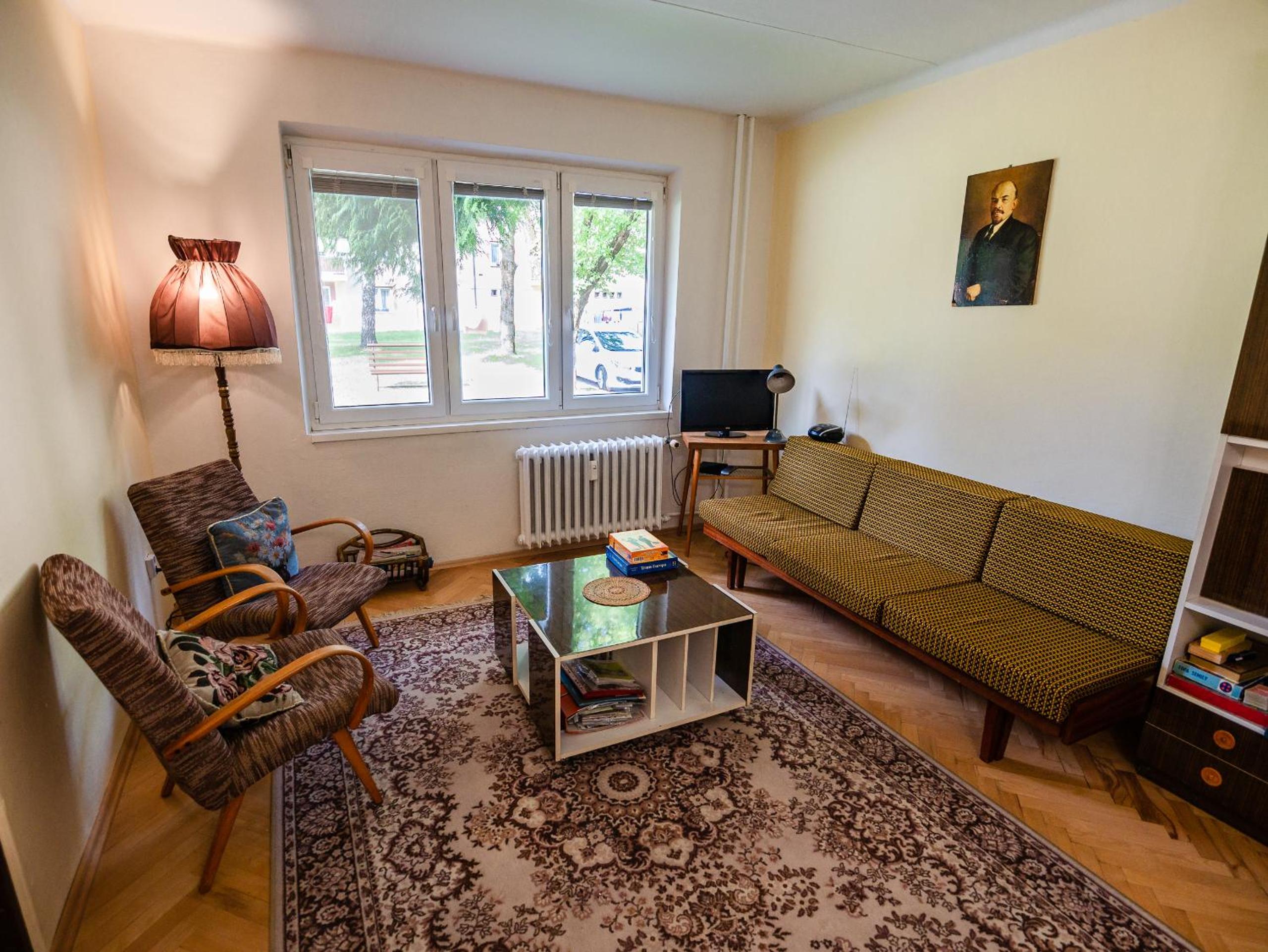 Retro Apartment view 2
