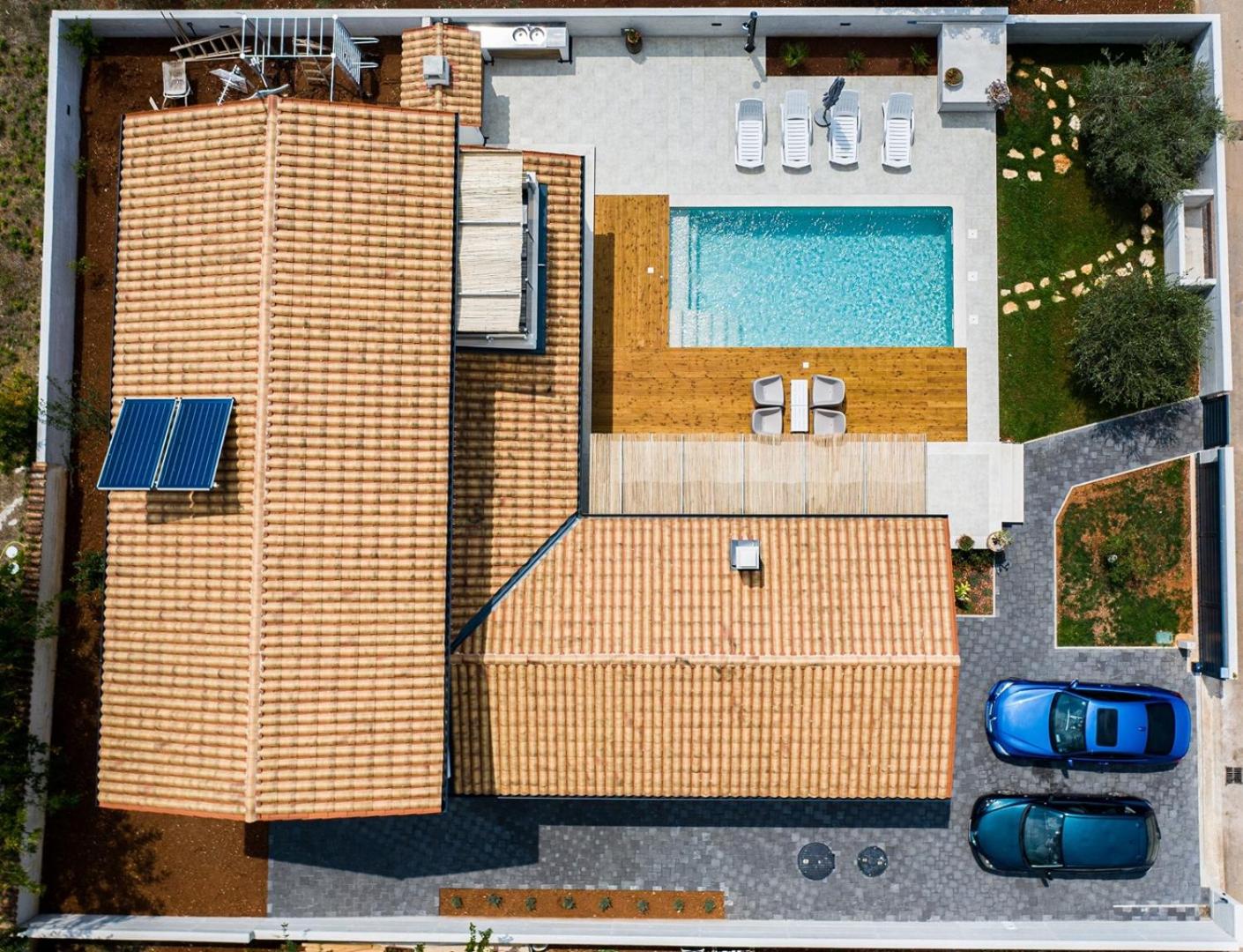 Modern Villa with 4 bedrooms and pool near Pula view 5