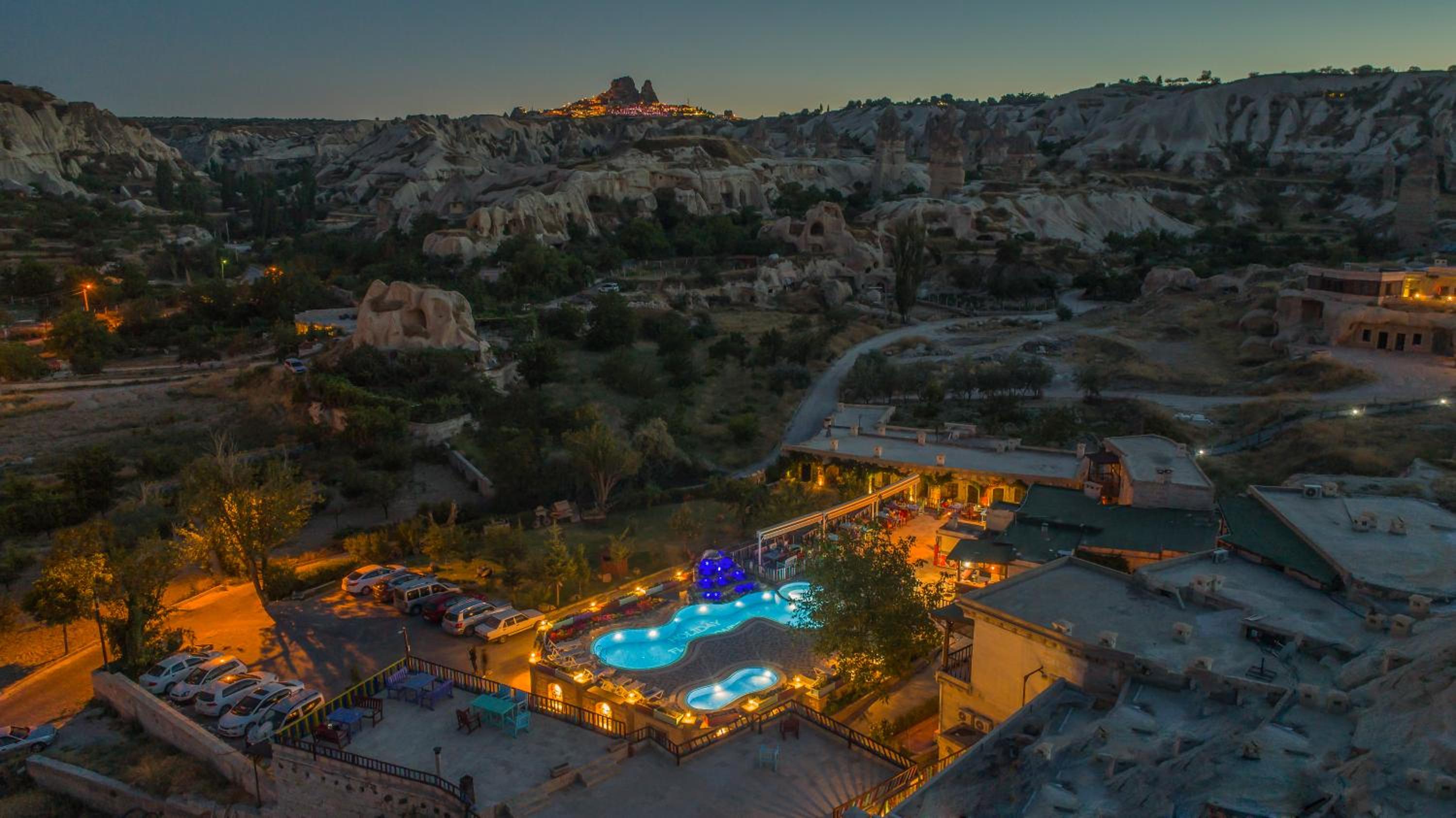 Holiday Cave Hotel - Image 221