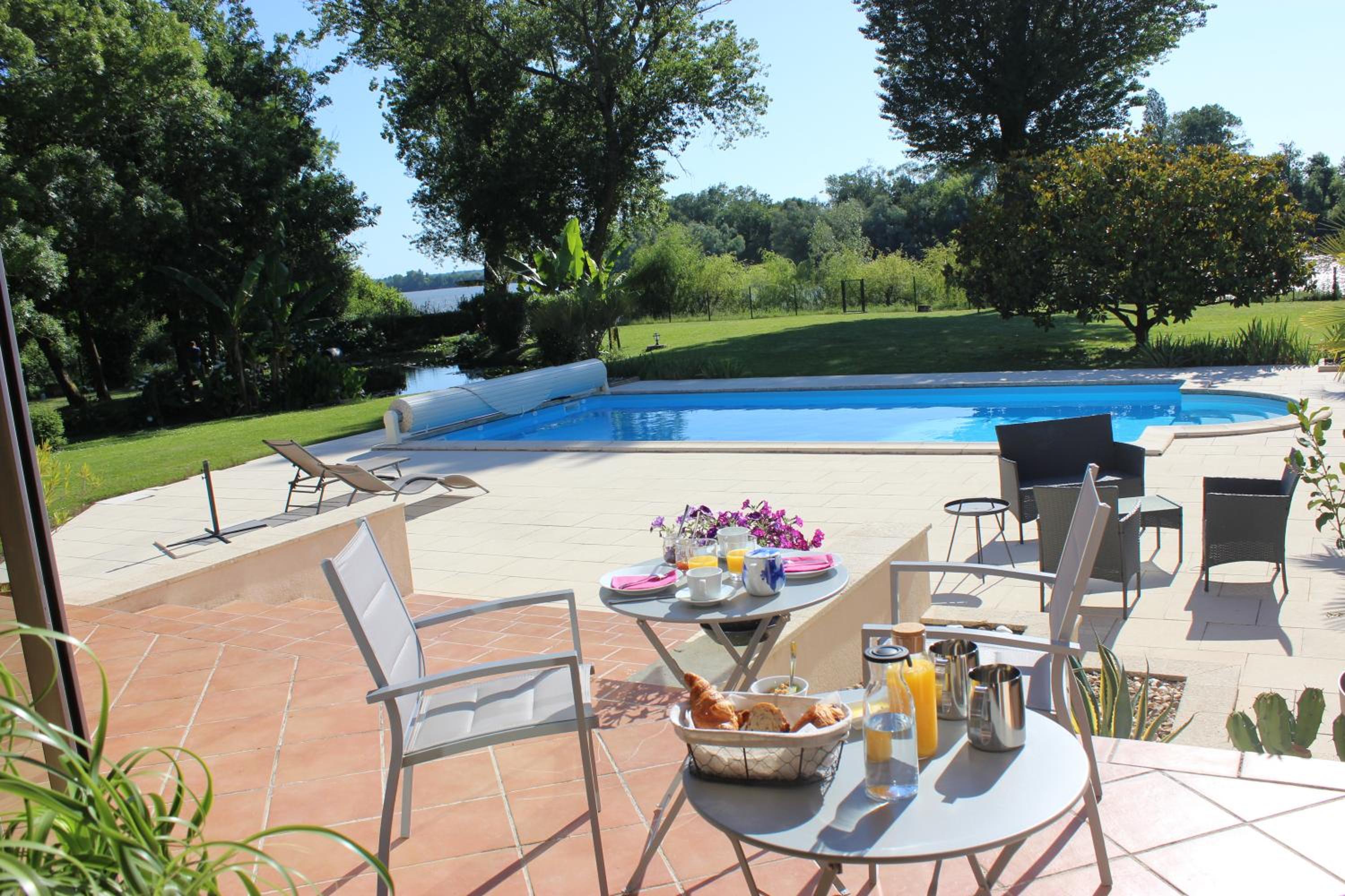 Clos Bernon view 2