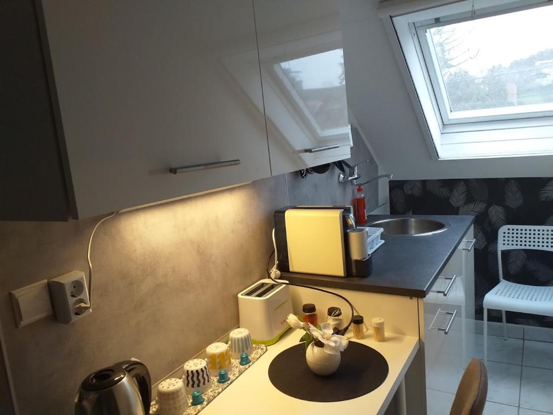 ART INN APARTMANHÁZ BALATON-GYENESDIÁS