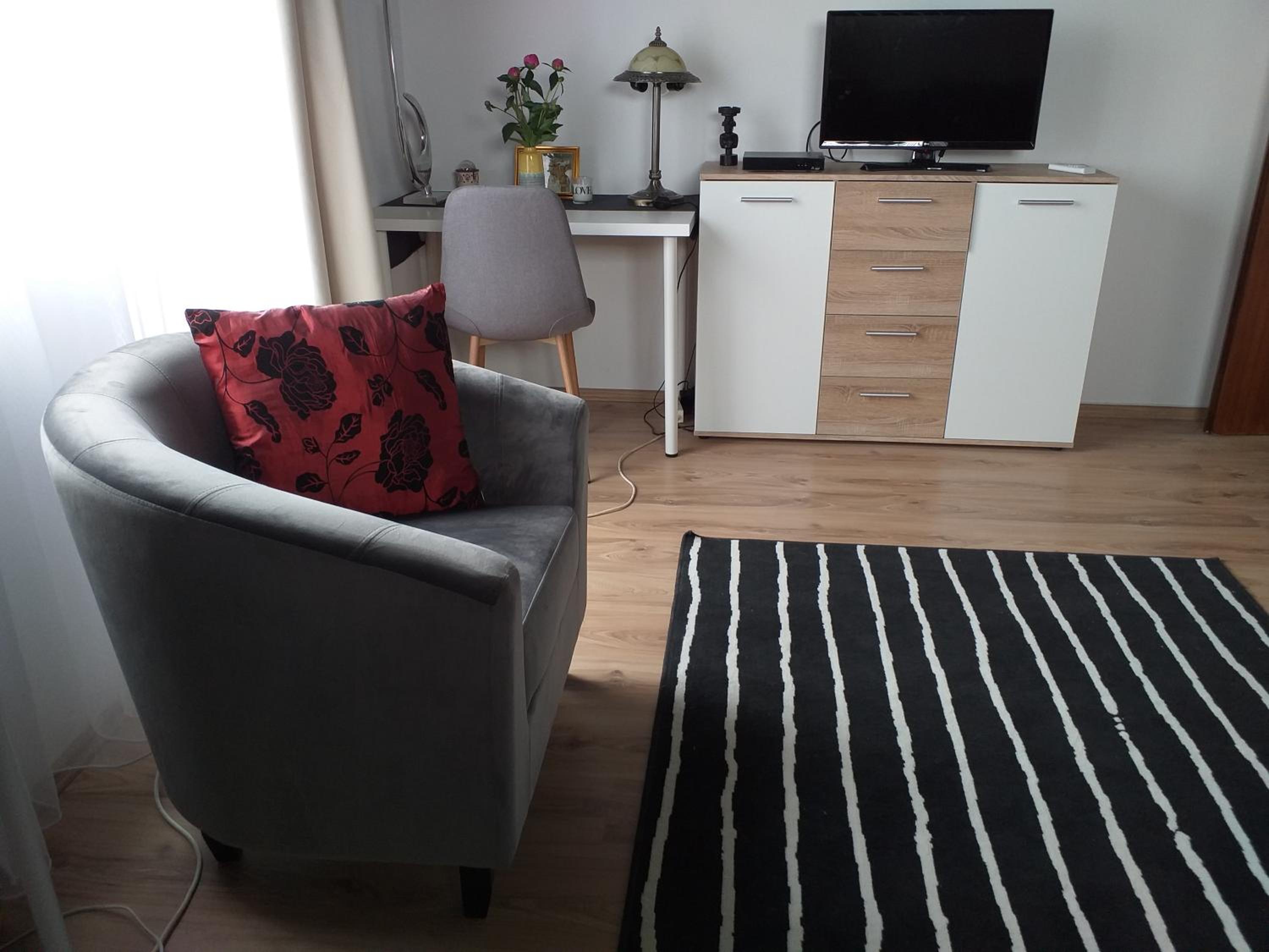 ART INN APARTMANHÁZ BALATON-GYENESDIÁS