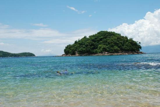 Casa perto da praia Massaguaçu e Cocanha