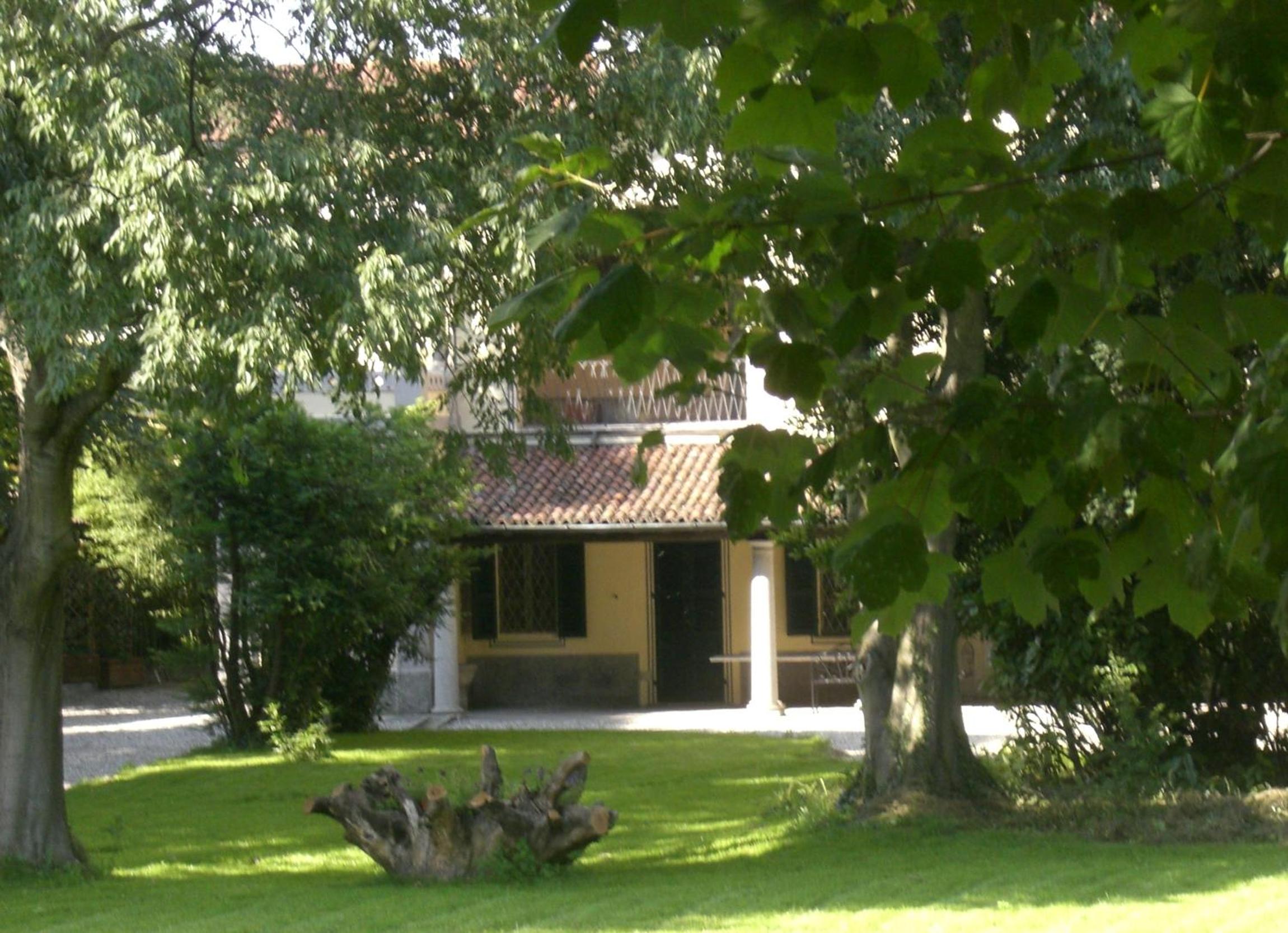 Photo 34