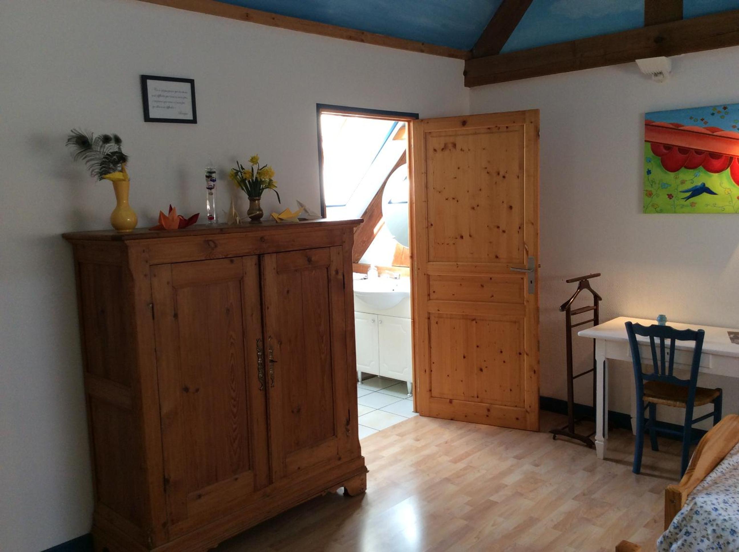 Photo 2