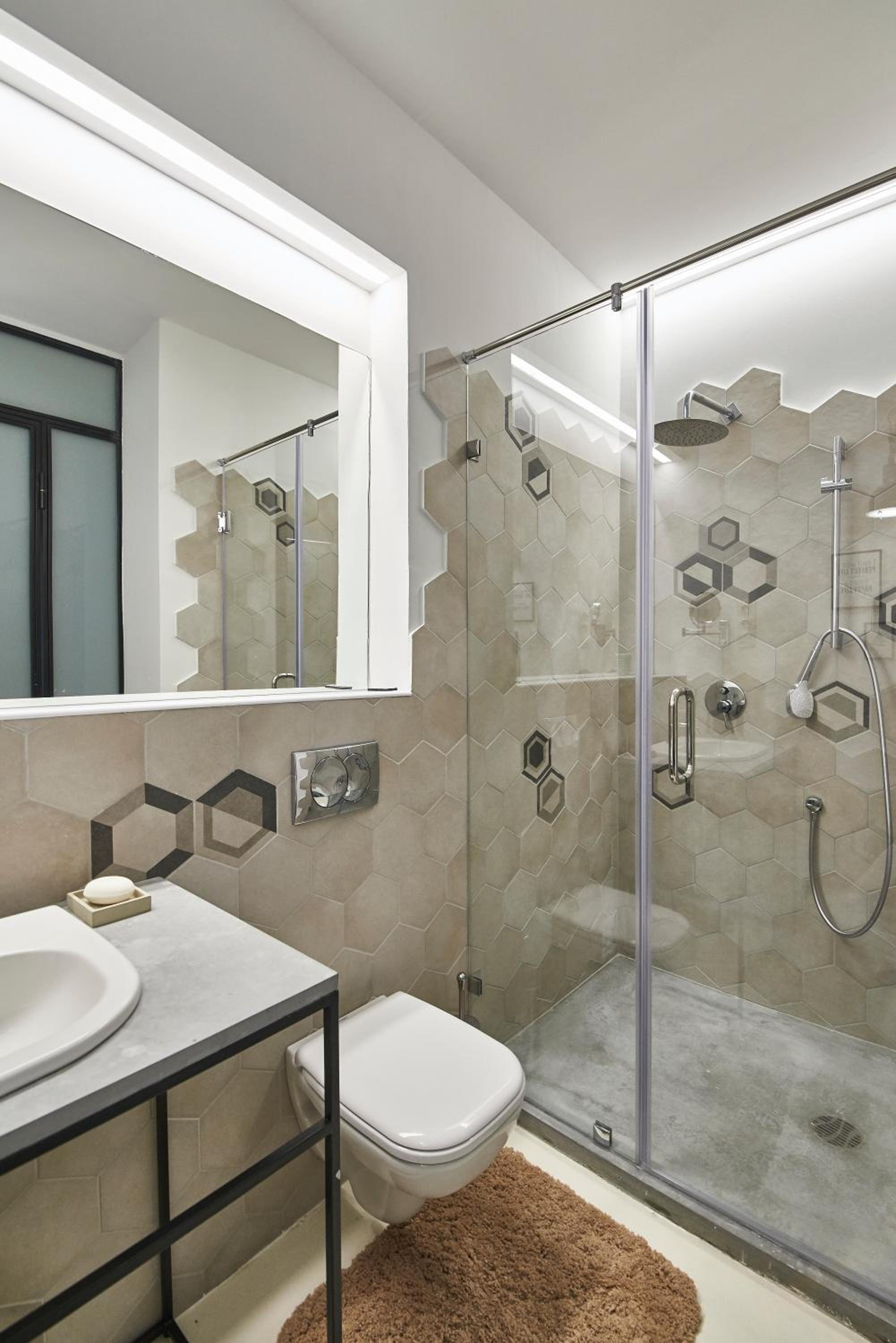 ORANGEHOMES Unique design 3 bathrooms flat