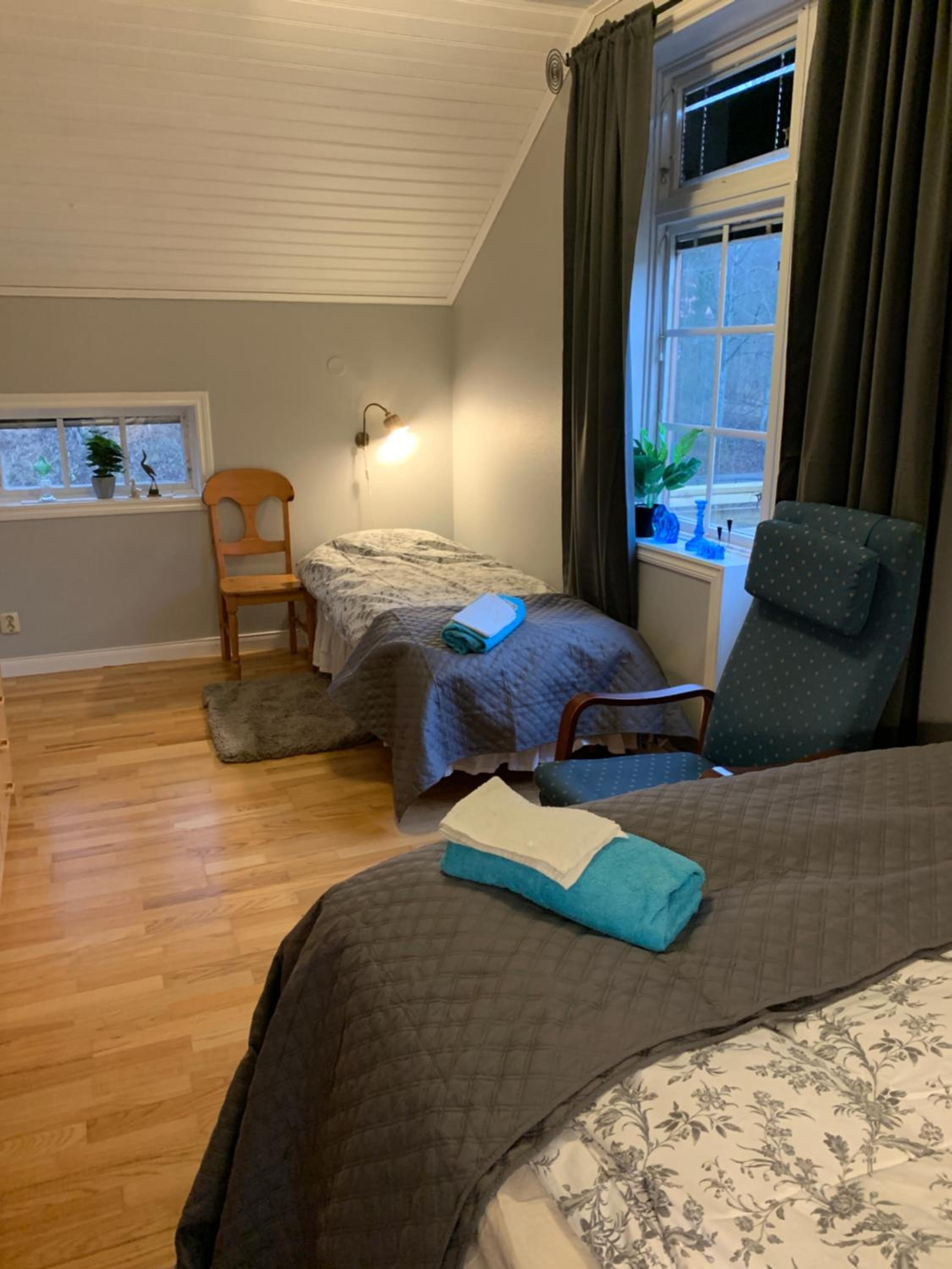 Sea Side Cabin