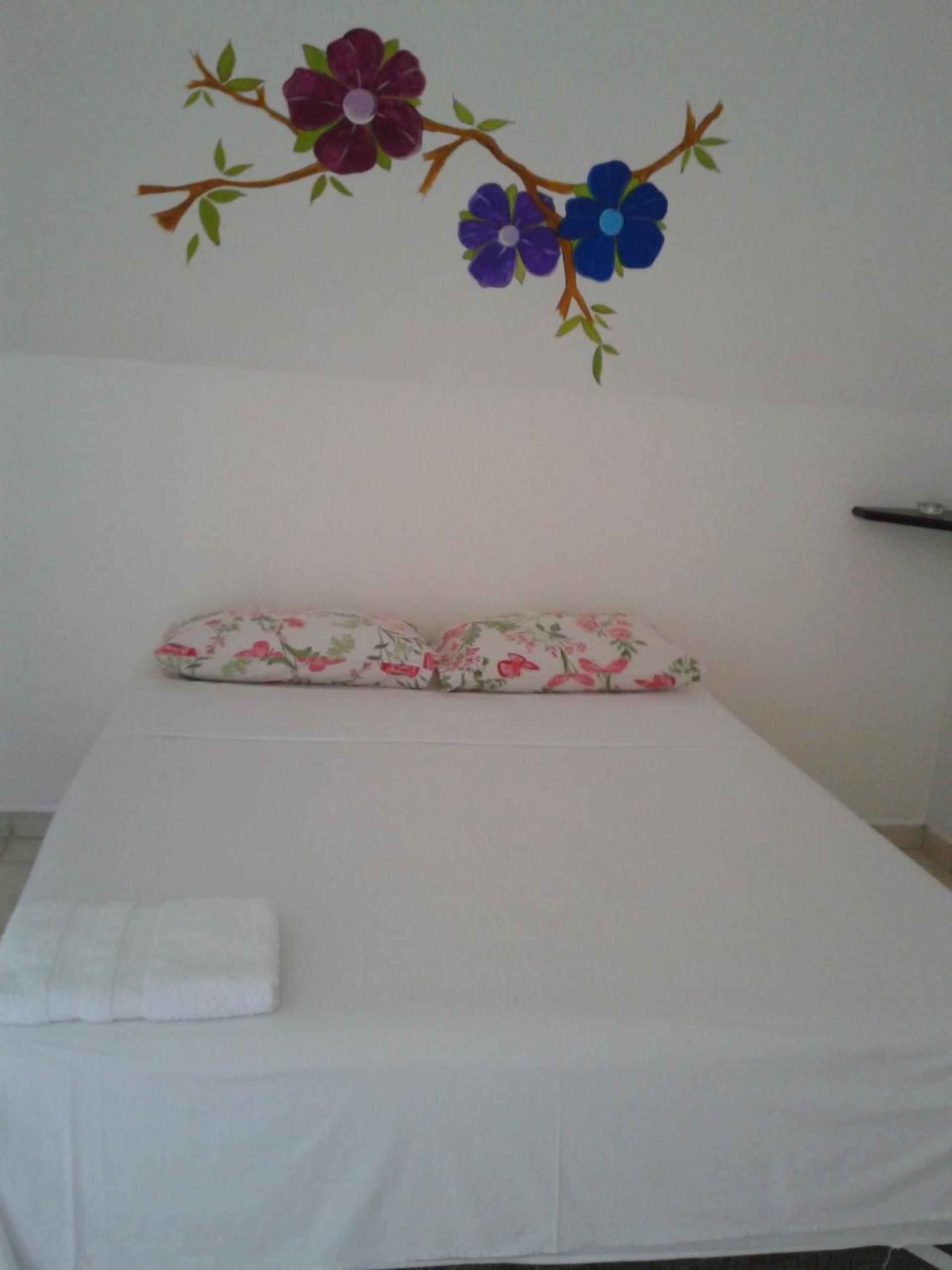 Photo 51