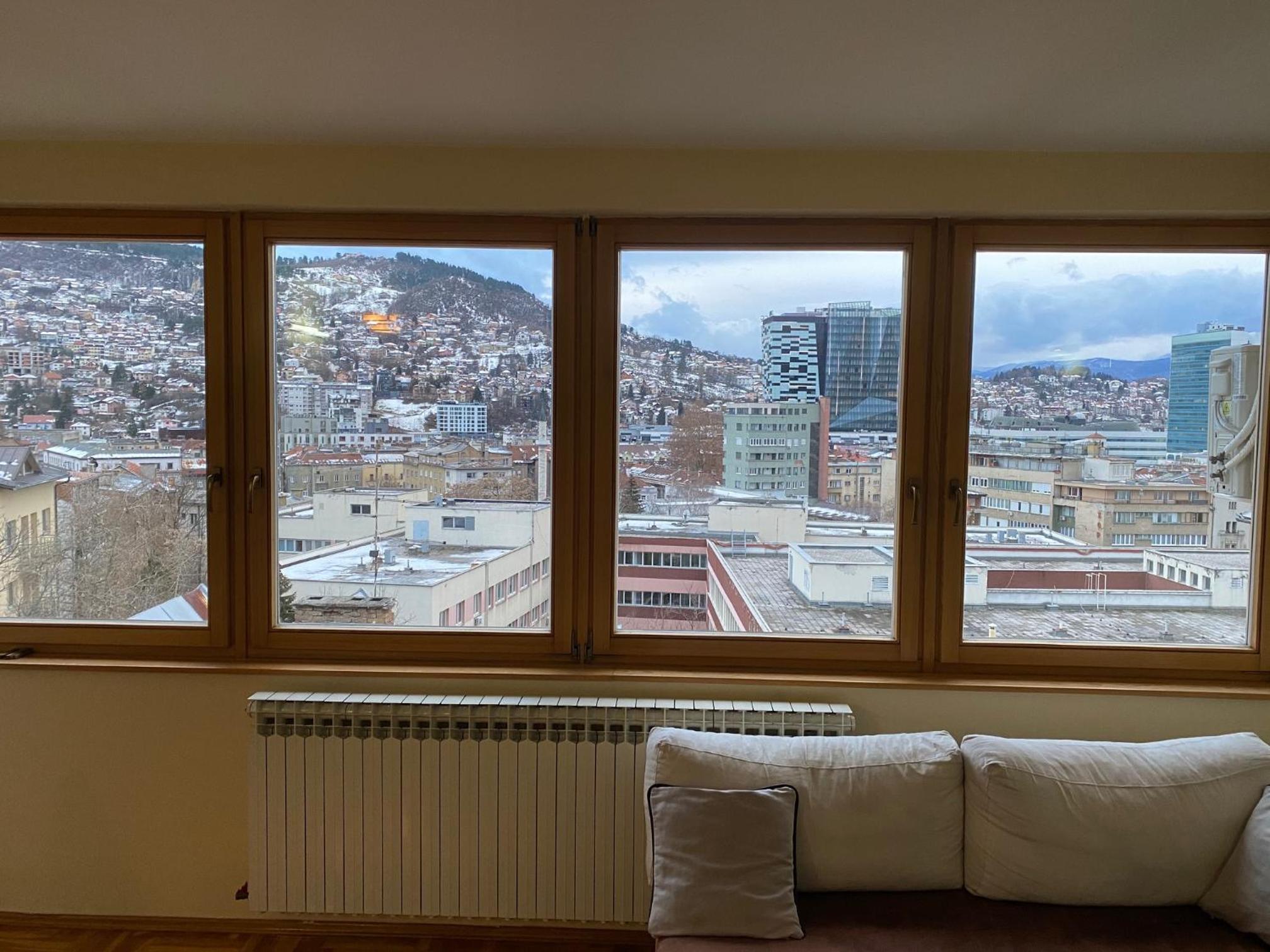 Awesome Panorama Penthouse - free Parking and balcony