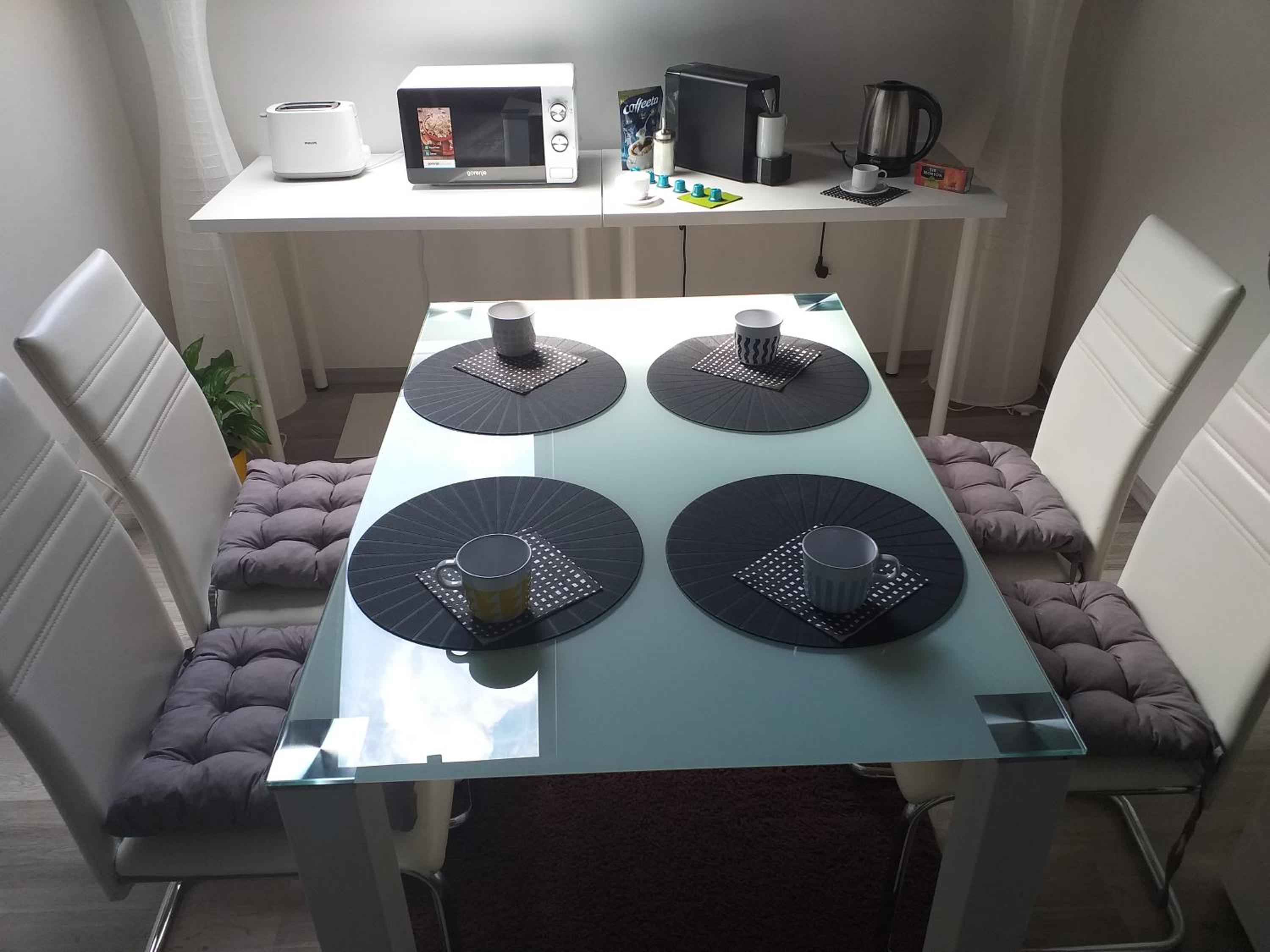 ART INN APARTMANHÁZ BALATON-GYENESDIÁS