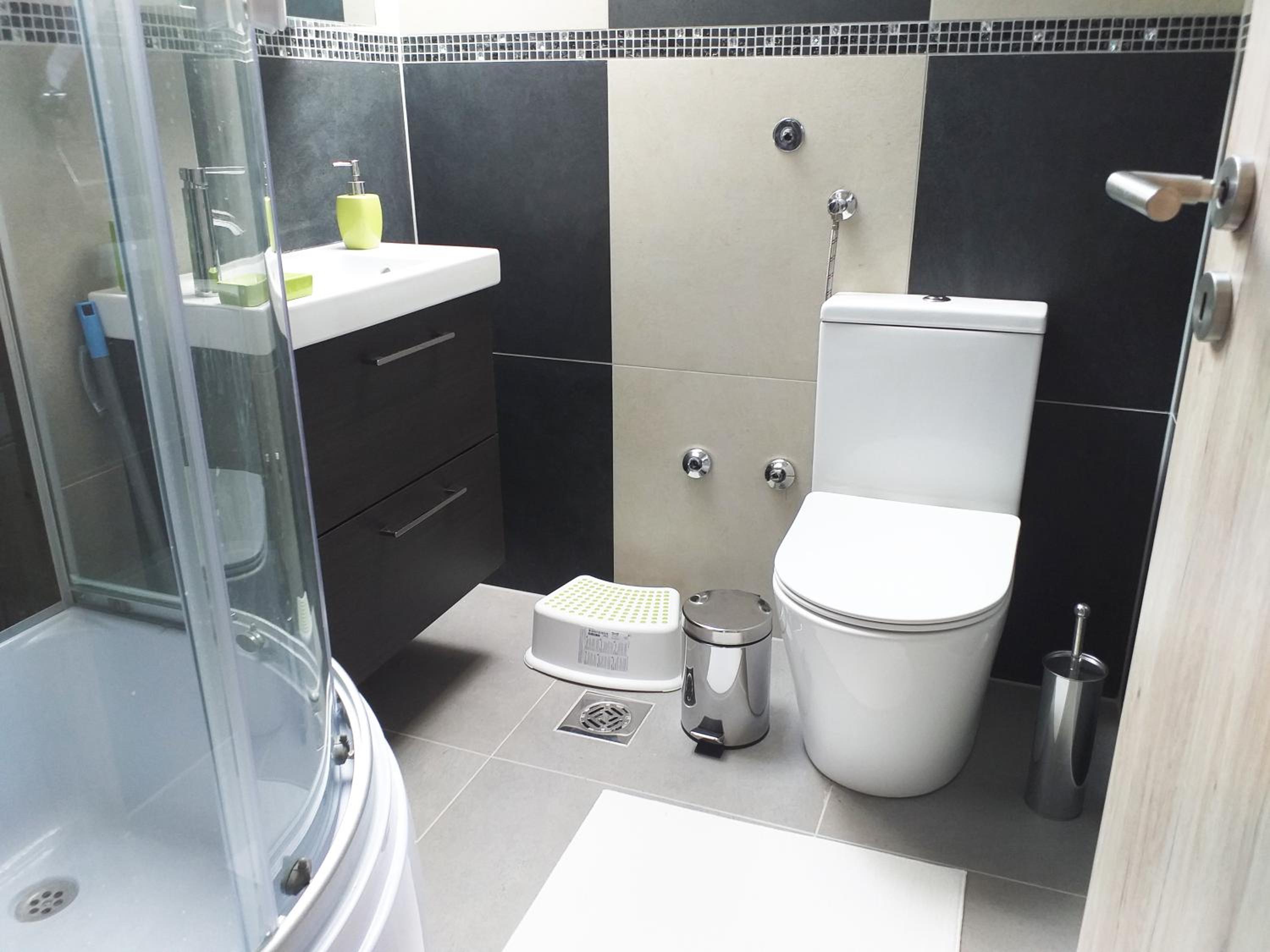 ART INN APARTMANHÁZ BALATON-GYENESDIÁS