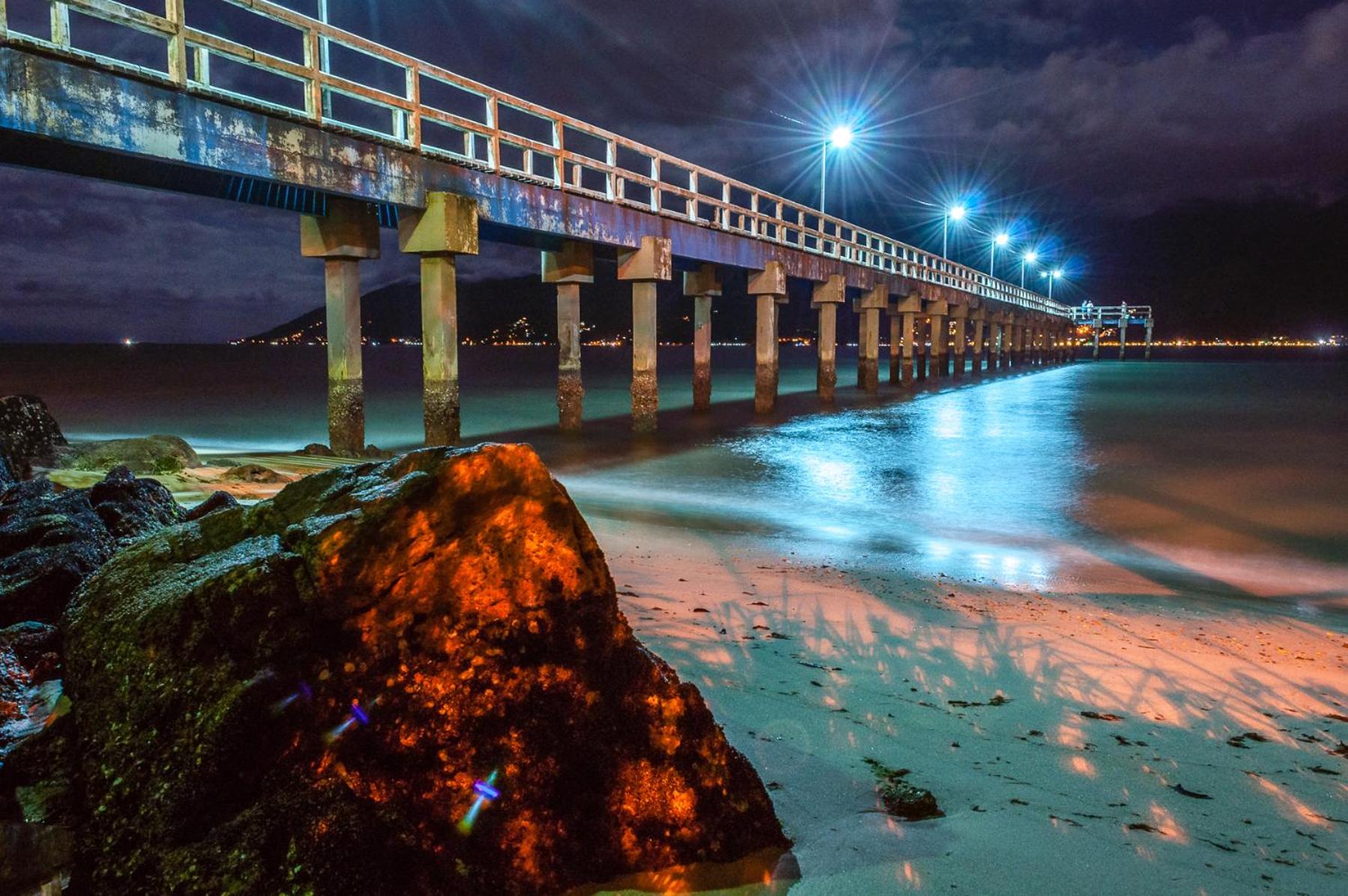 Natureza a 100m da Praia, 4 suítes, amplo jardim